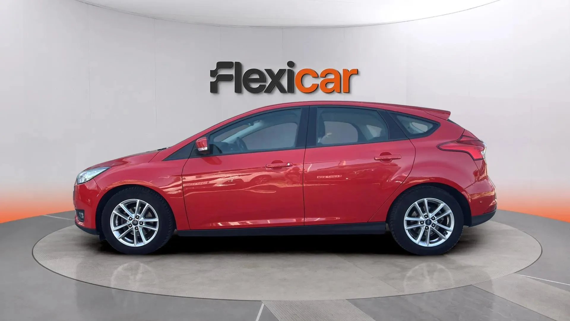 Ford Focus 1.0 EcoBoost Trend+ - foto 4