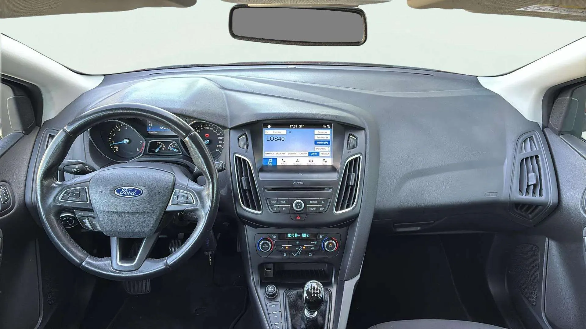 Ford Focus 1.0 EcoBoost Trend+ - foto 21
