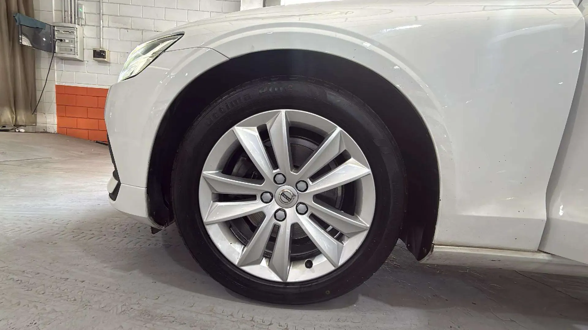 Volvo V60 2.0 D3 Kinetic - foto 17