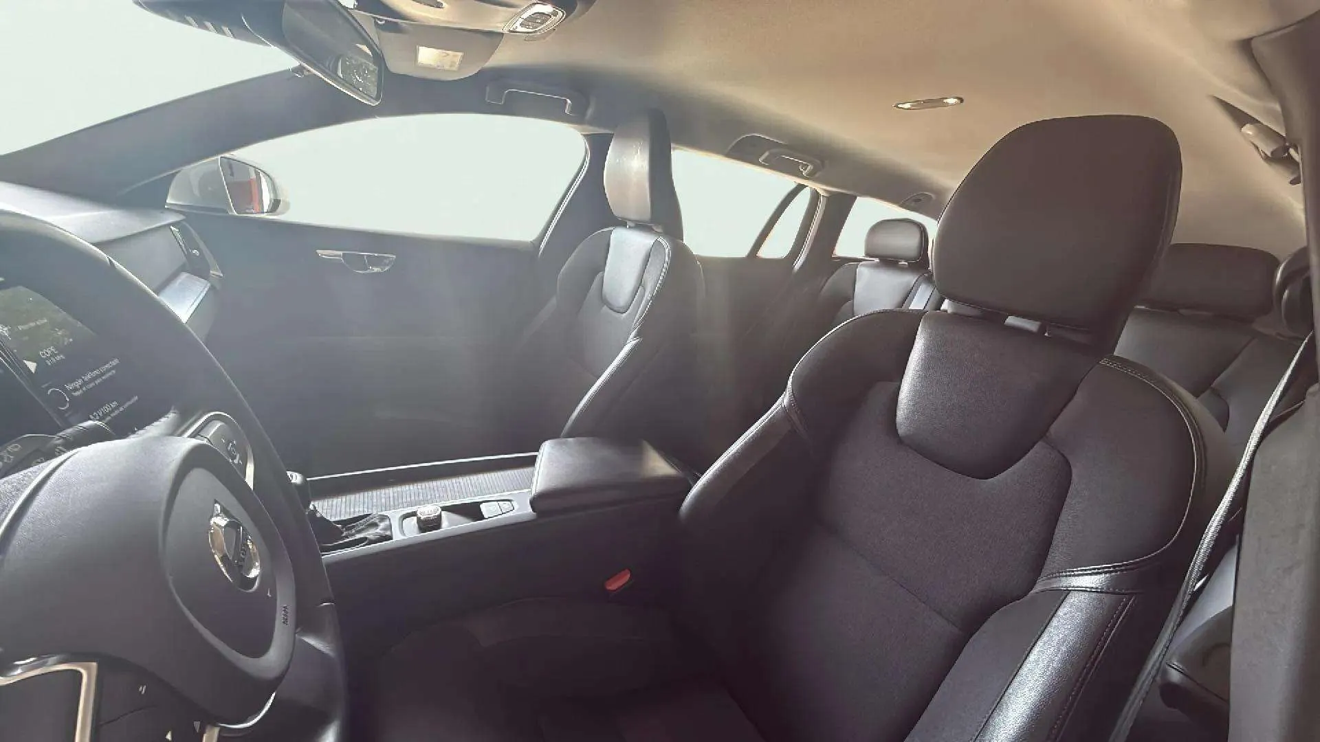Volvo V60 2.0 D3 Kinetic - foto 11