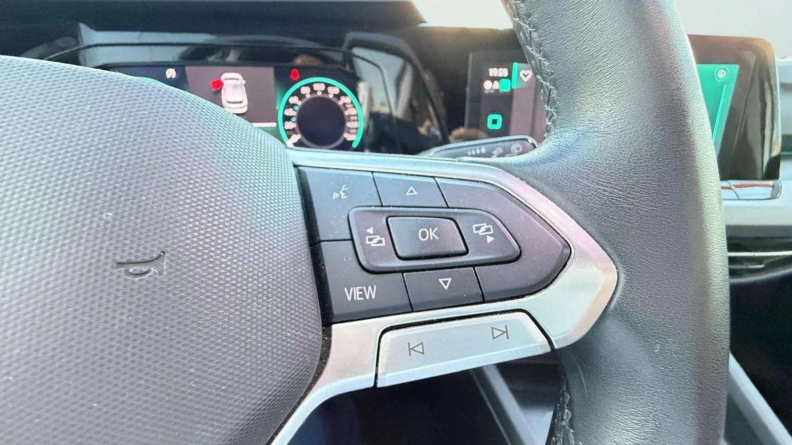 Volkswagen Golf Life 1.5 TSI - foto 23
