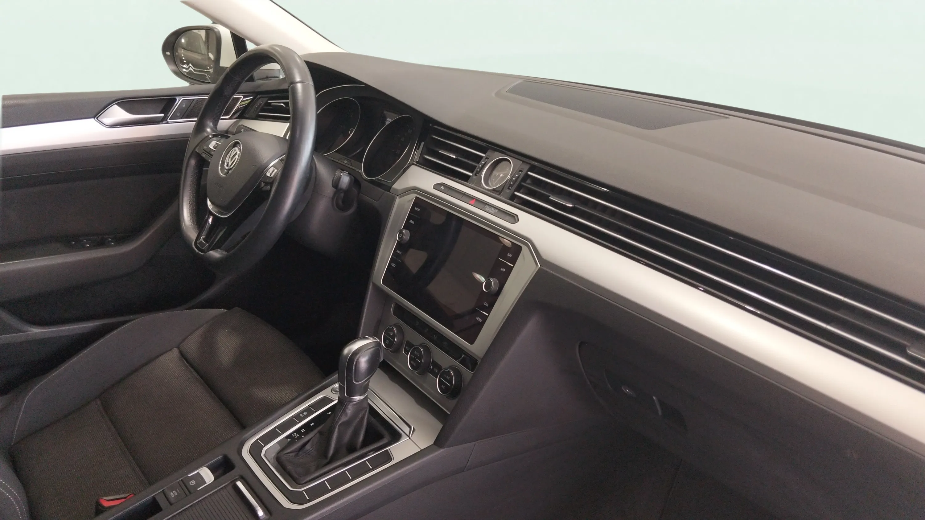 Volkswagen Passat Advance 2.0 TDI DSG Variant - foto 7
