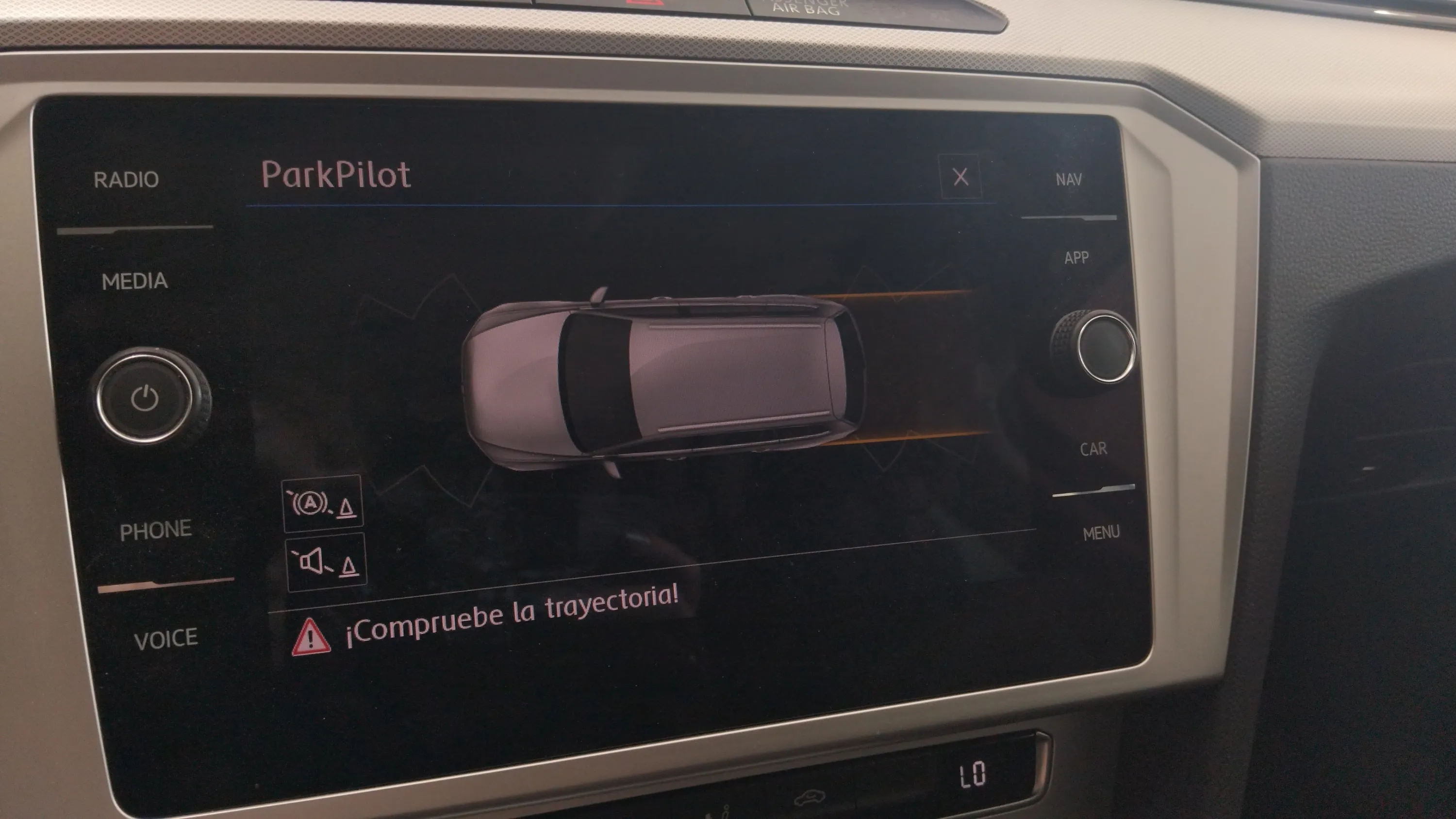 Volkswagen Passat Advance 2.0 TDI DSG Variant - foto 17