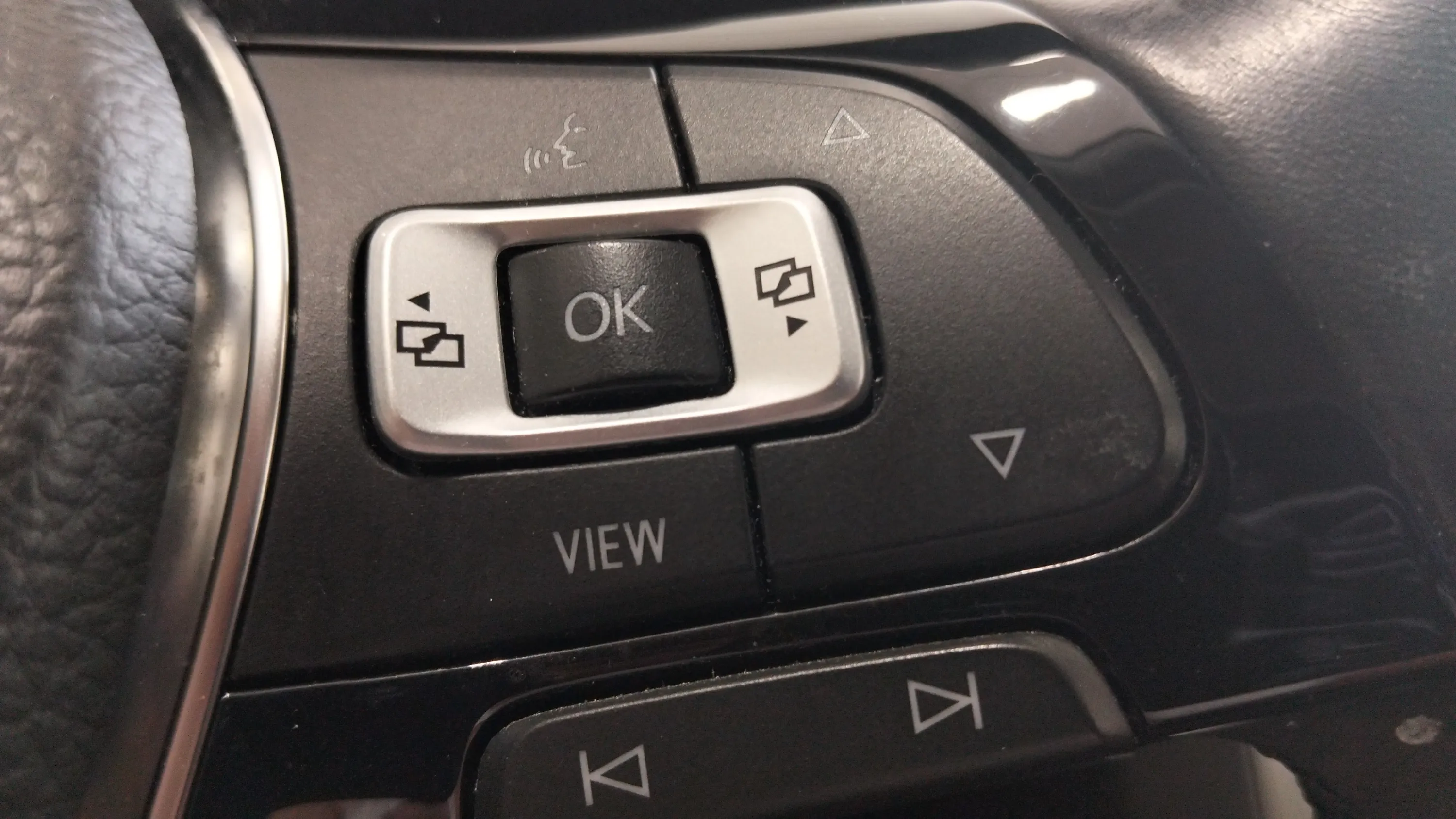 Volkswagen Passat Advance 2.0 TDI DSG Variant - foto 15