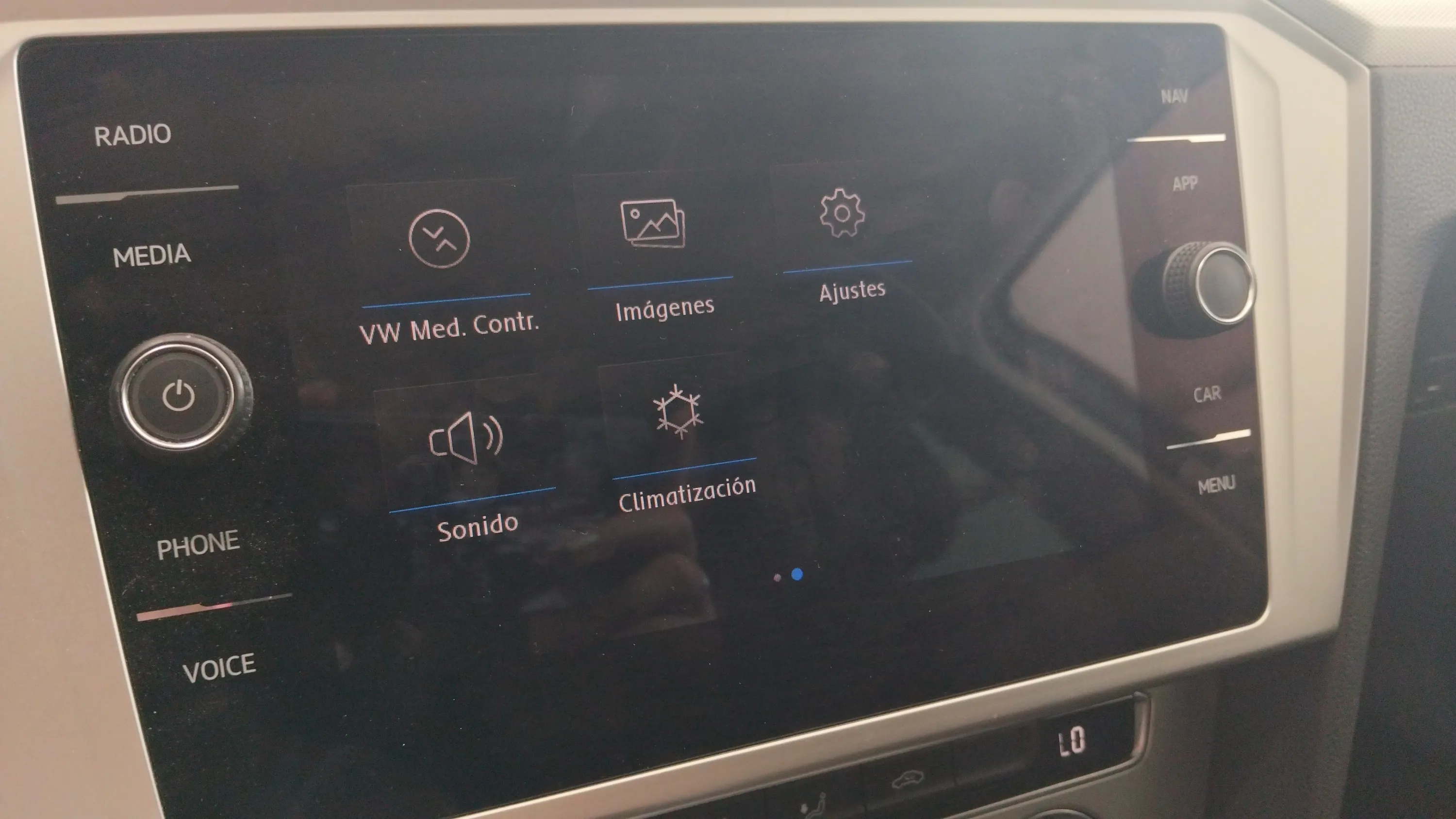 Volkswagen Passat Advance 2.0 TDI DSG Variant - foto 24