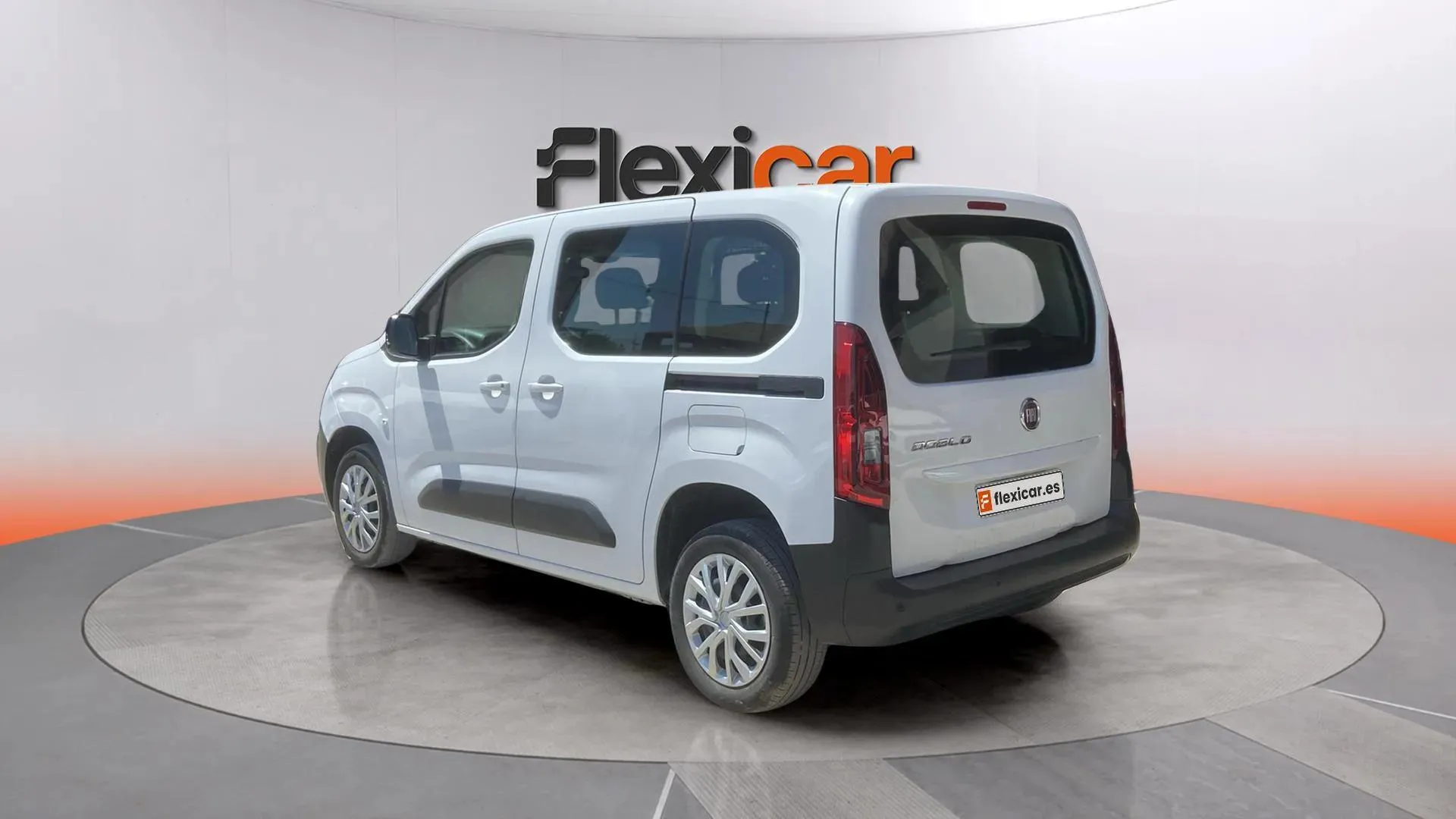 Fiat Doblò Combi (N1) BlueHDi 1.5 L - foto 4
