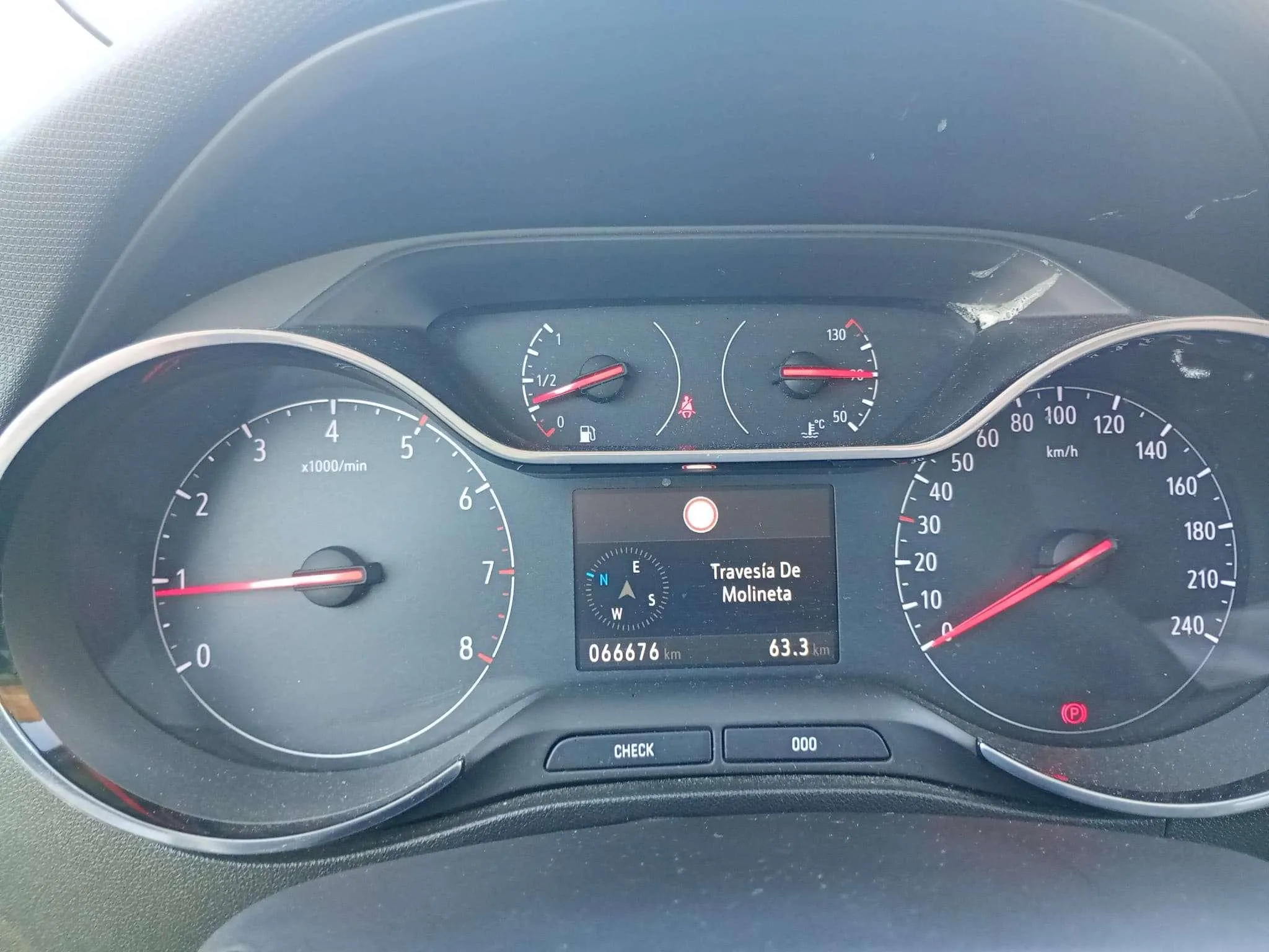 Opel Crossland 1.2 GS - foto 12