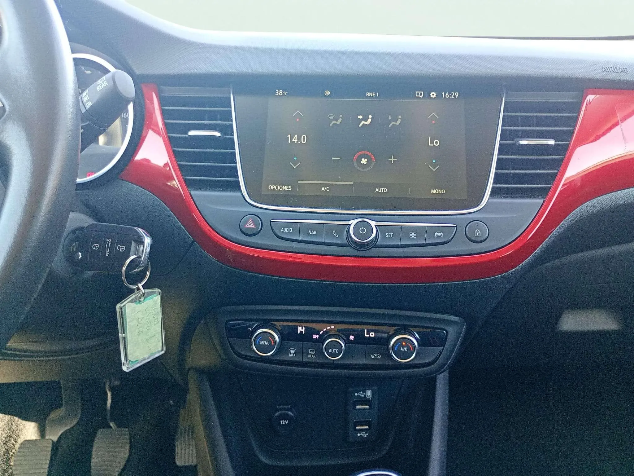 Opel Crossland 1.2 GS - foto 13