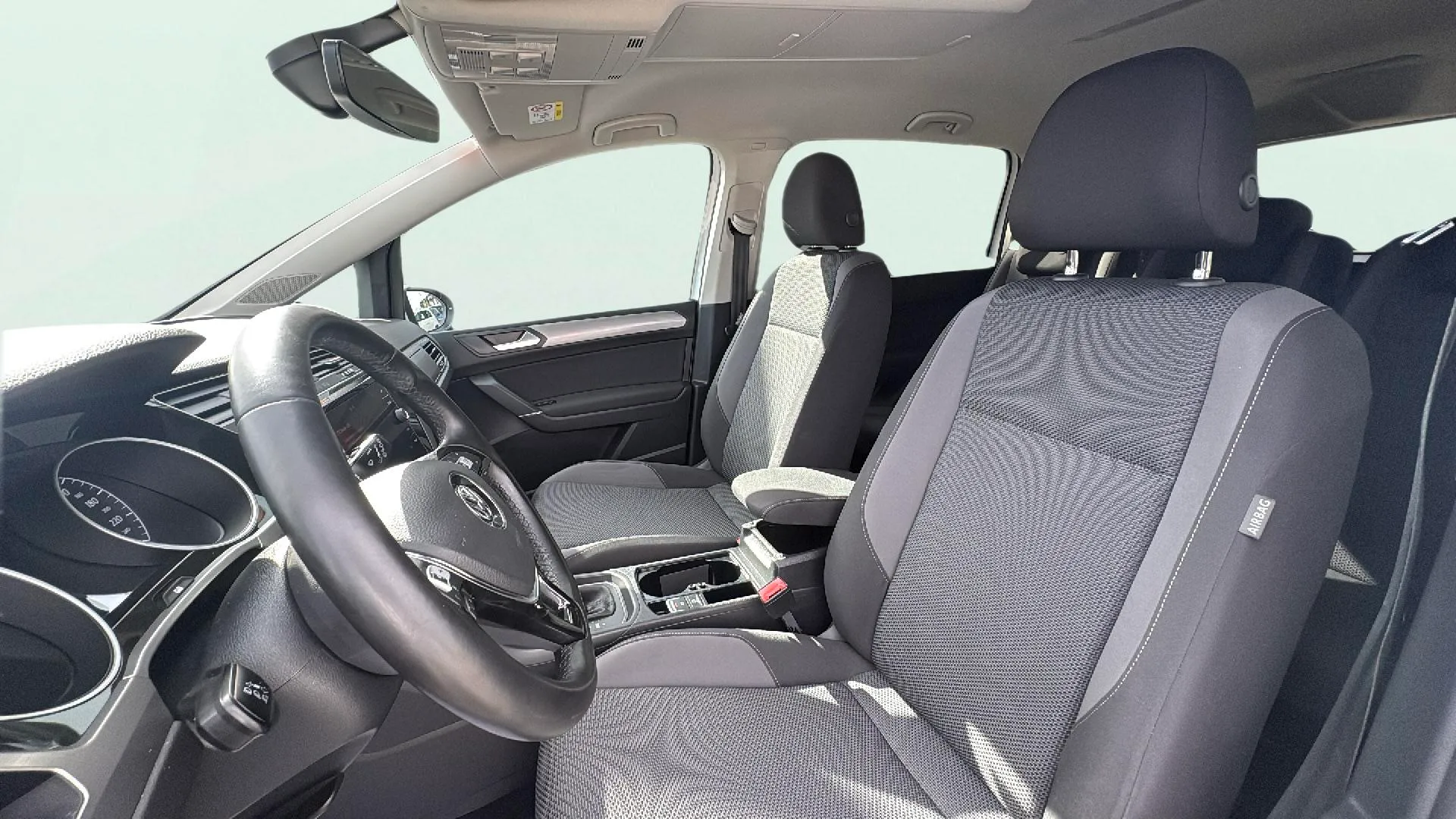 Volkswagen Touran Advance 1.6 TDI DSG - foto 14