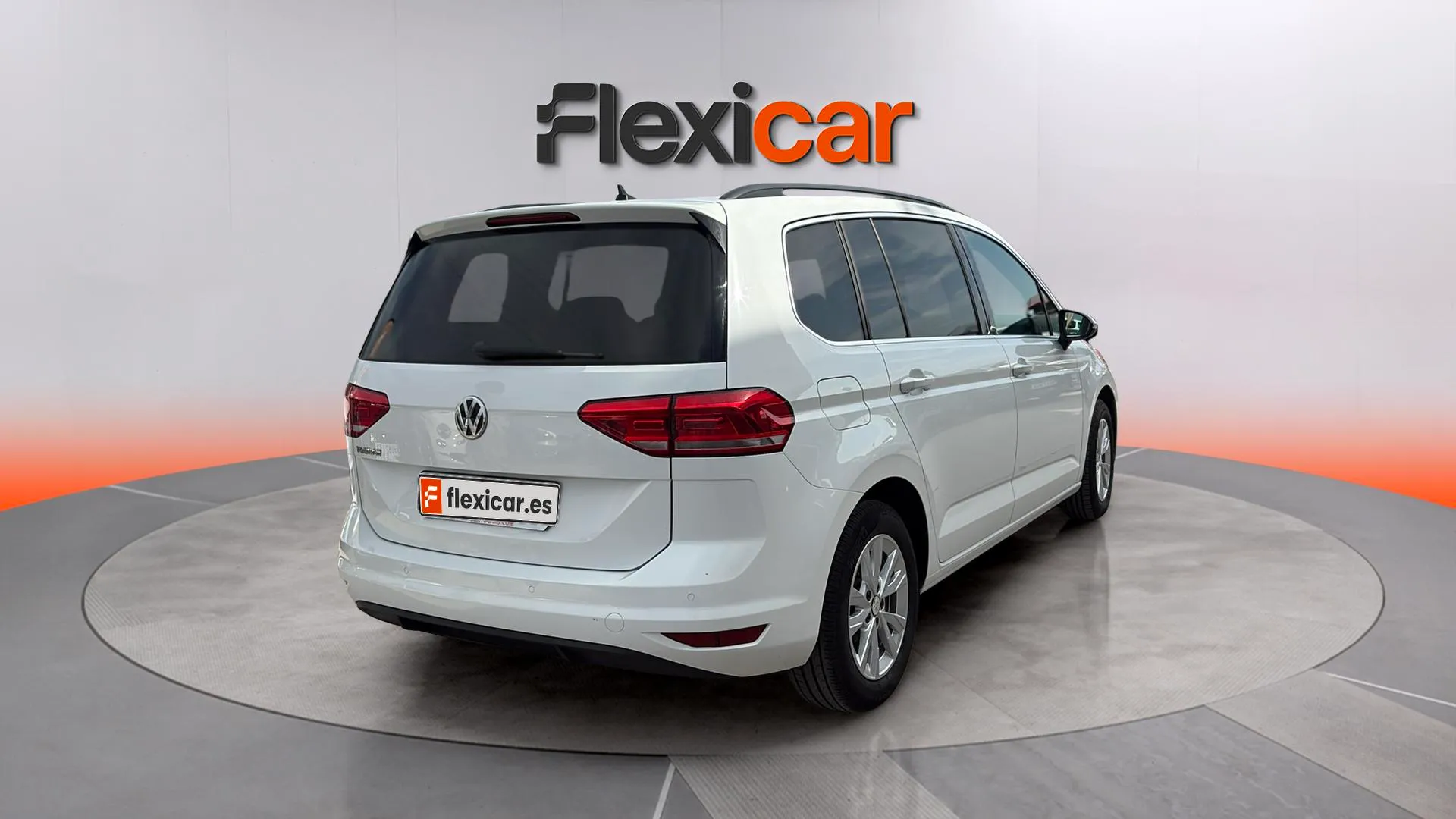 Volkswagen Touran Advance 1.6 TDI DSG - foto 8