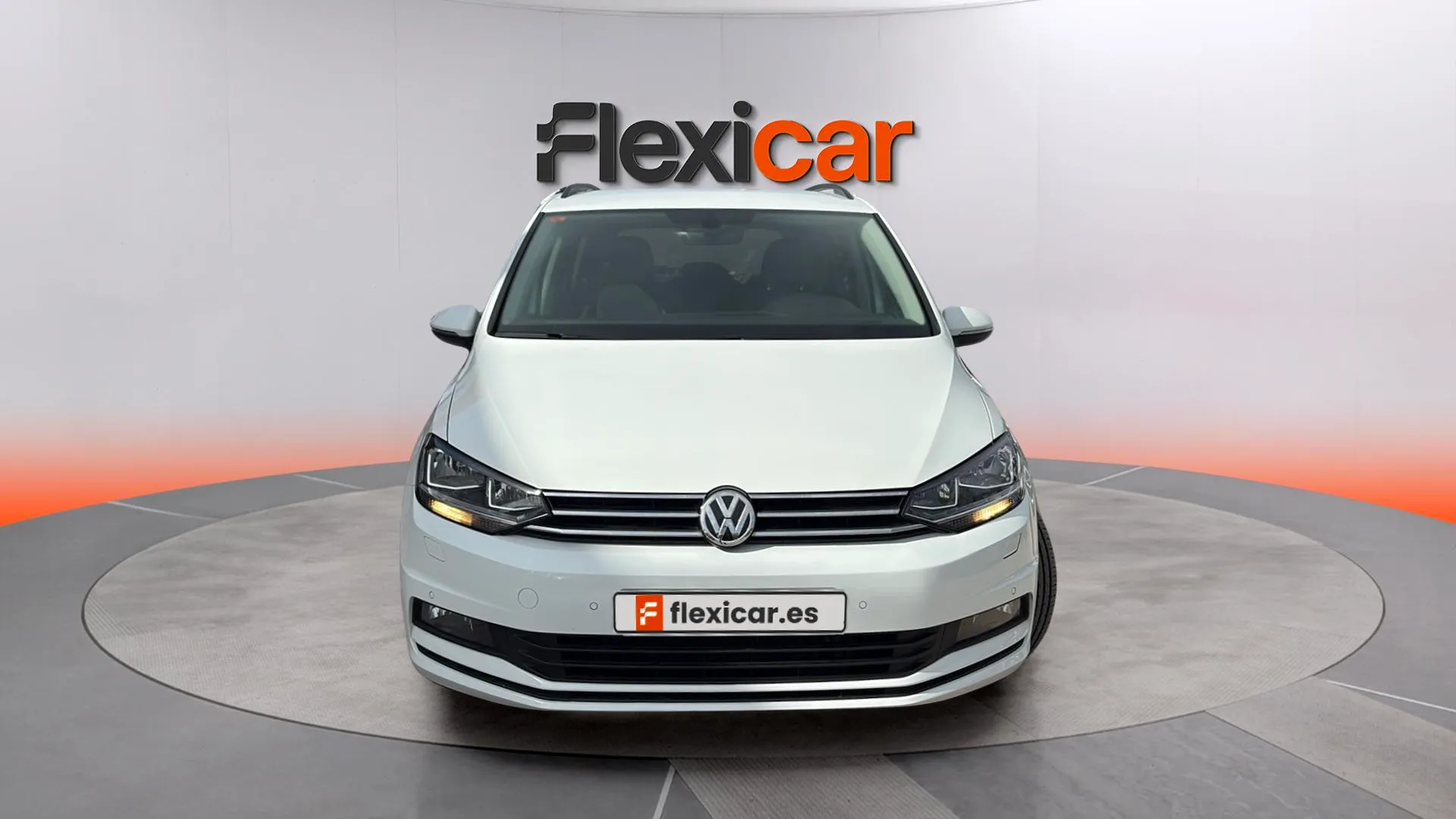 Volkswagen Touran Advance 1.6 TDI DSG - foto 2