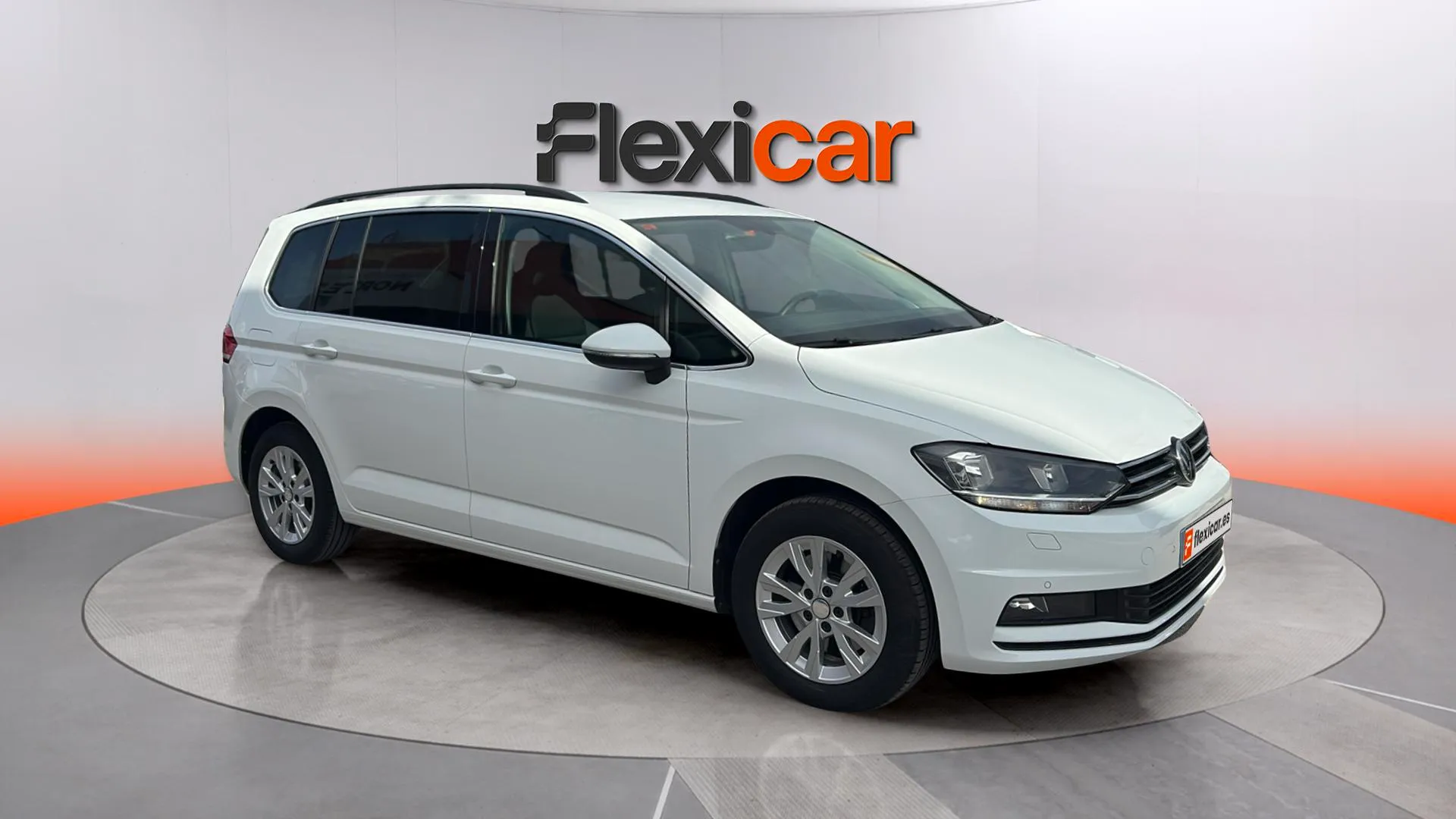Volkswagen Touran Advance 1.6 TDI DSG - foto 11