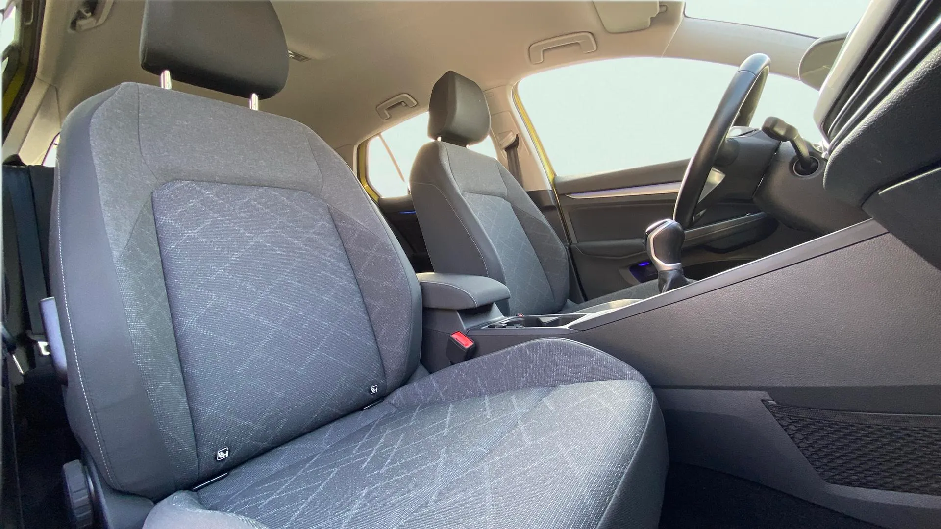 Volkswagen Golf 2.0 TDI - foto 13