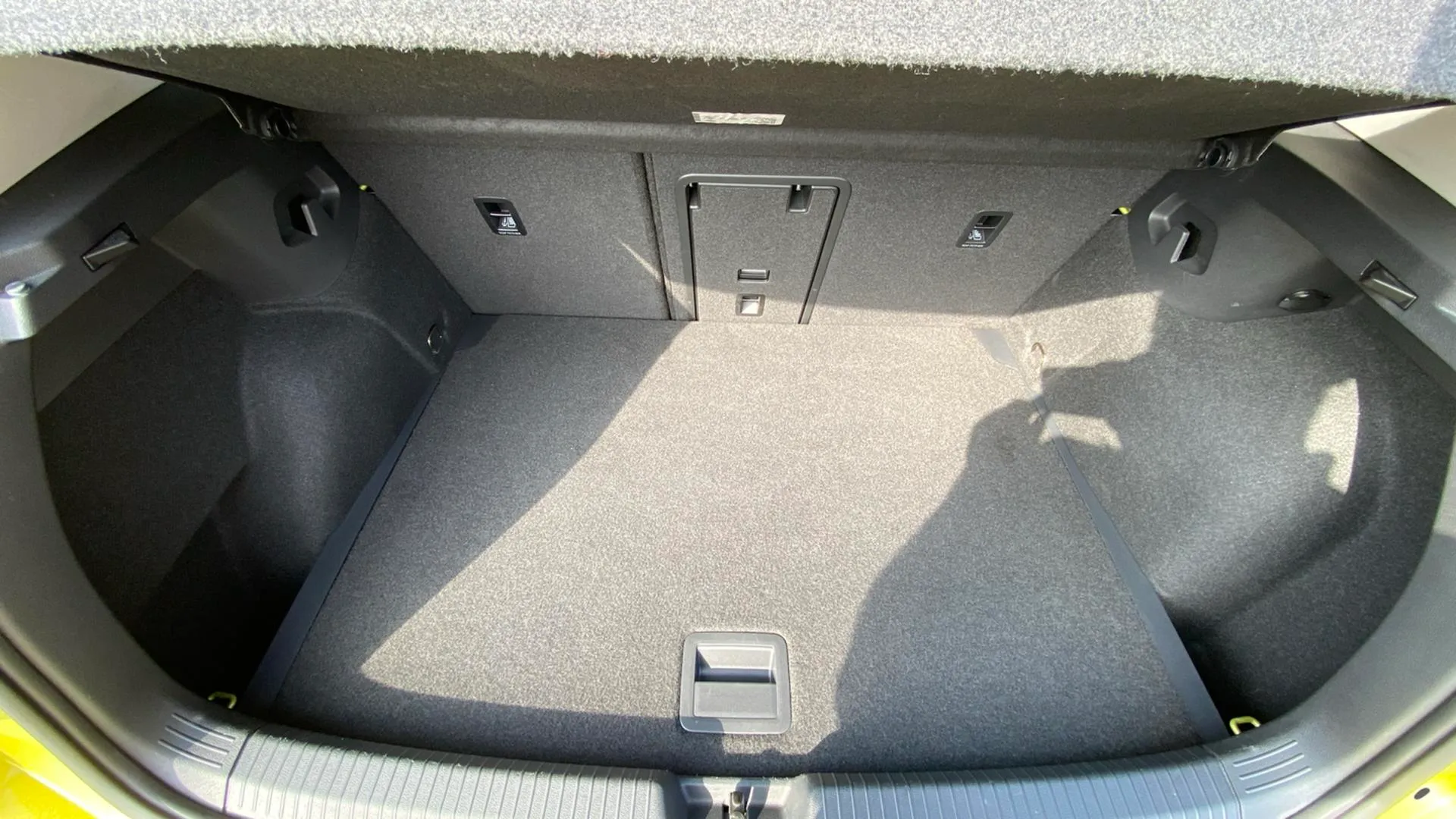 Volkswagen Golf 2.0 TDI - foto 16