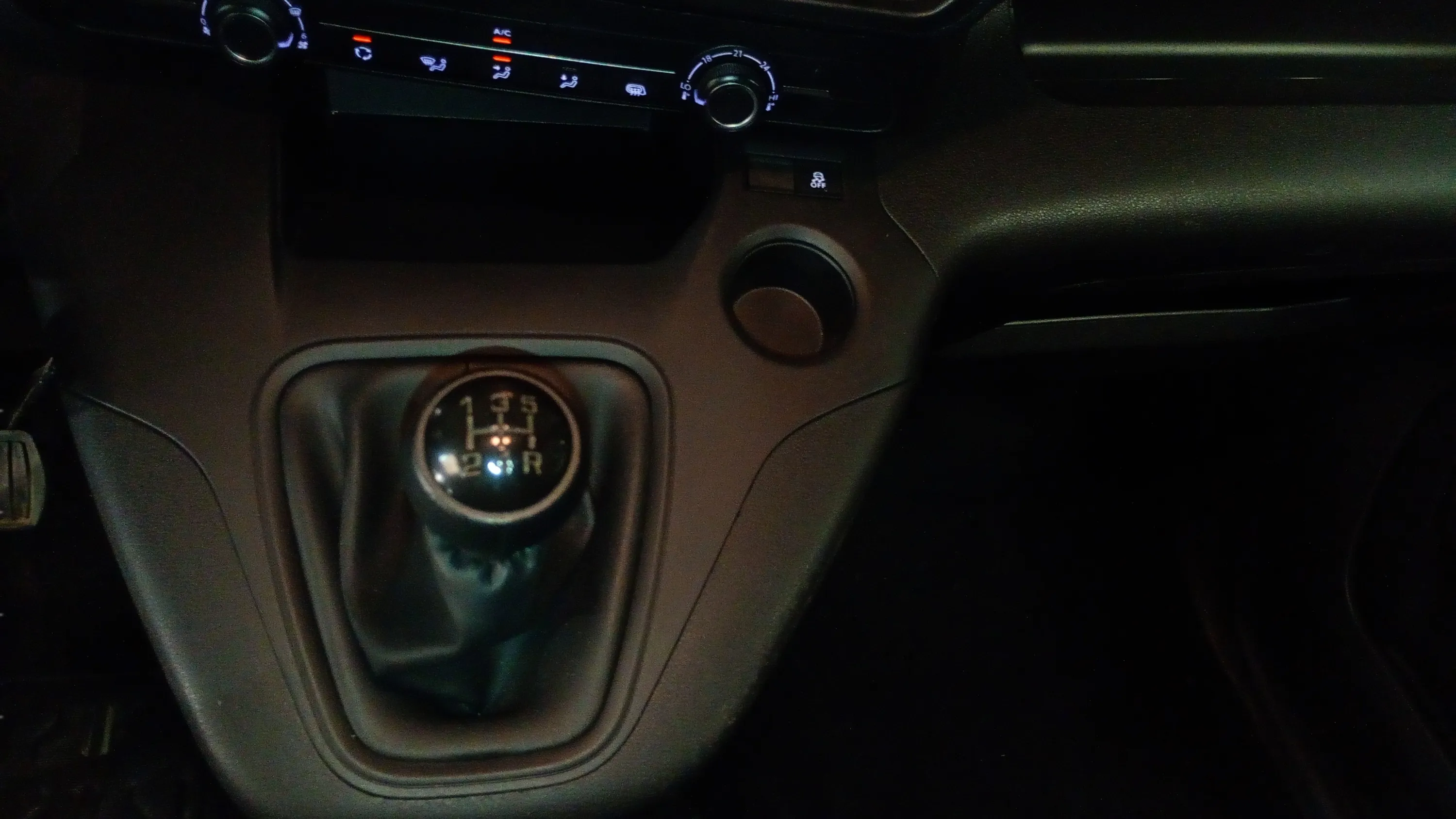 Opel Combo 1.5 TD Edition Plus XL - foto 21
