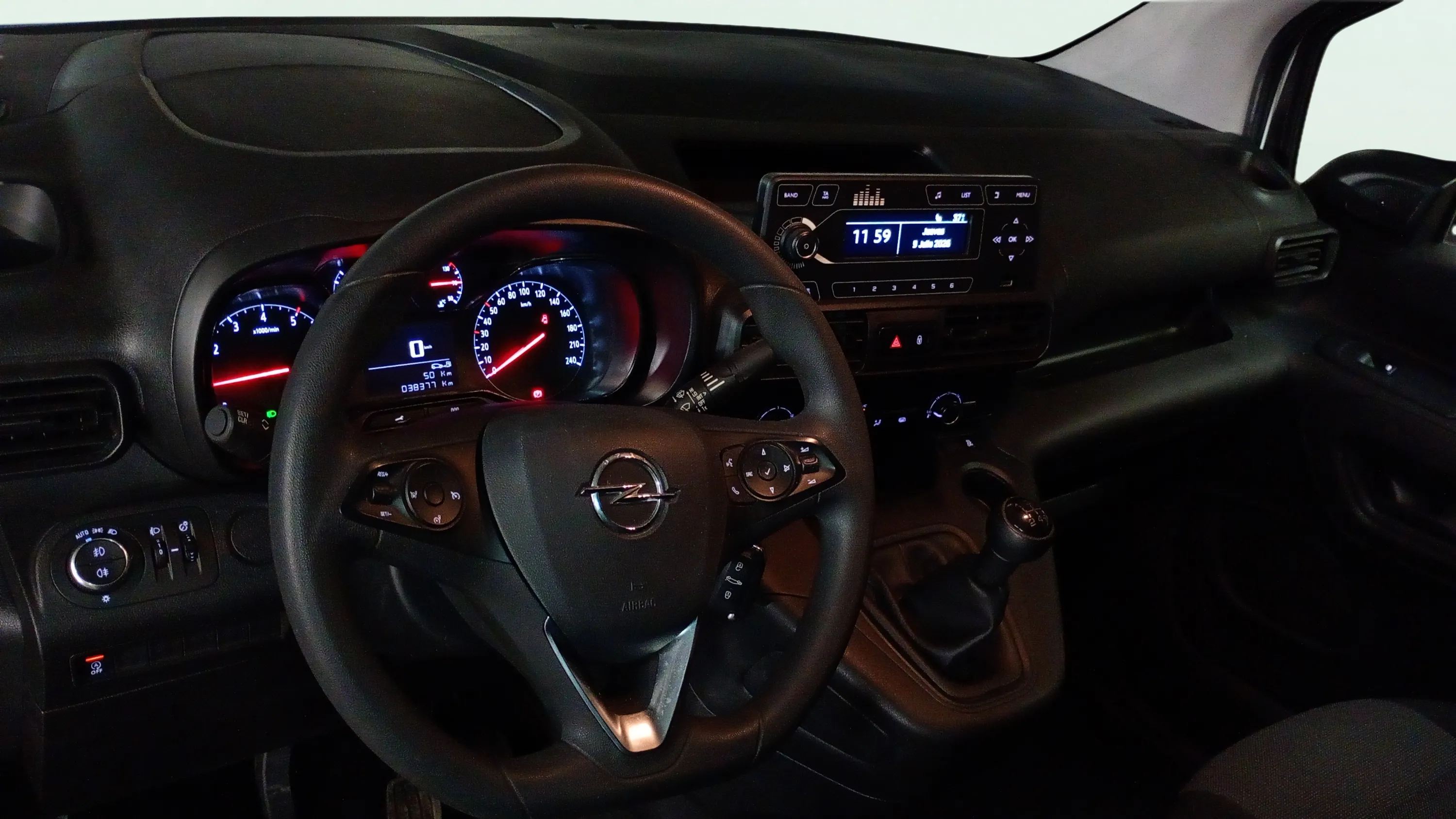 Opel Combo 1.5 TD Edition Plus XL - foto 11