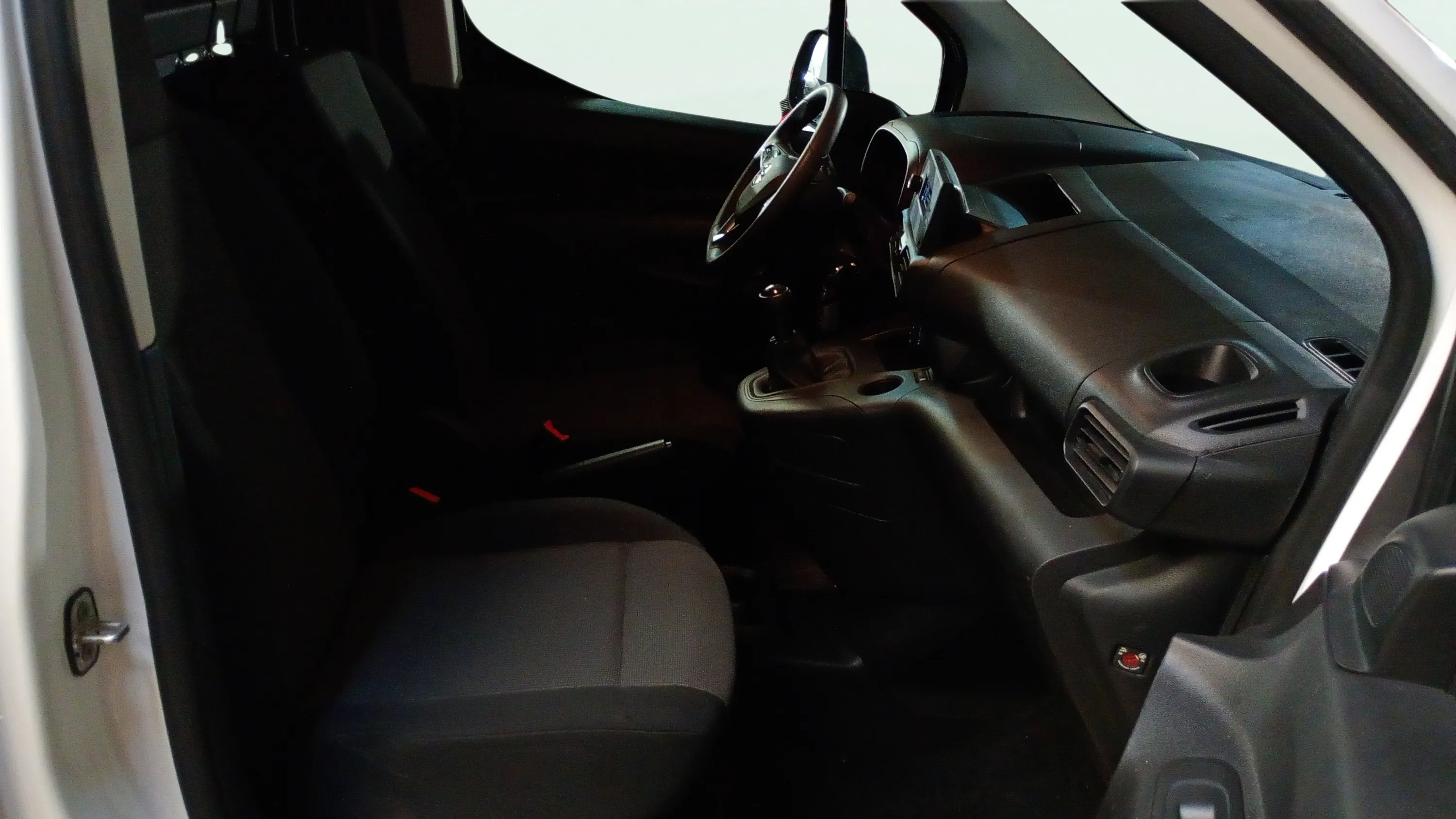 Opel Combo 1.5 TD Edition Plus XL - foto 13