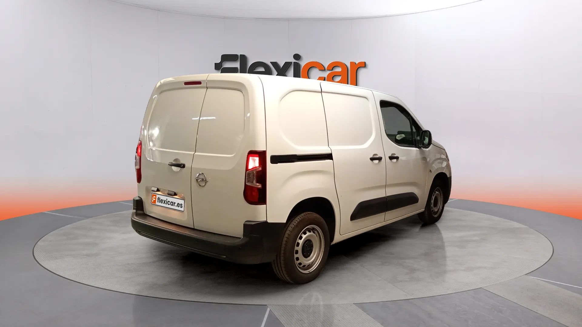 Opel Combo 1.5 TD Edition Plus XL - foto 8