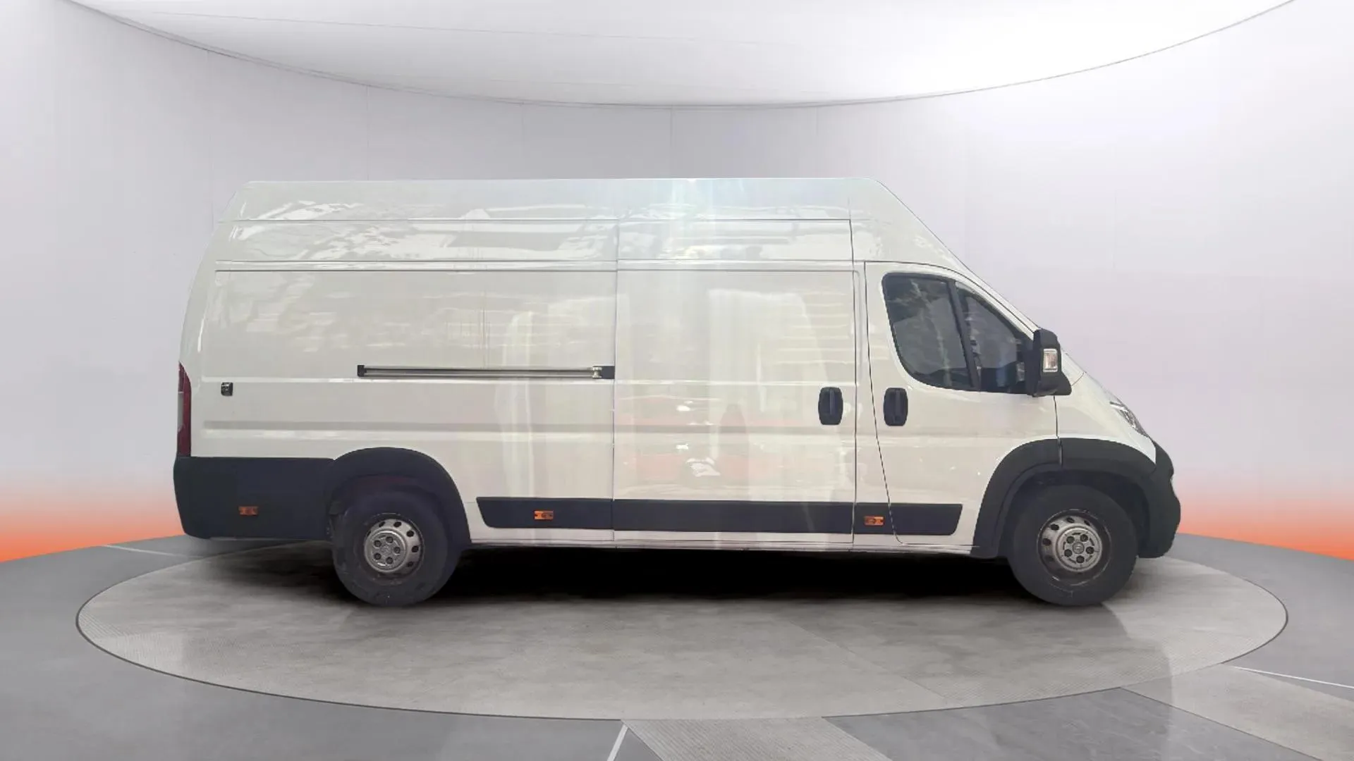 Citroën Jumper BluenHDI Furg .35 Heavy L4H3 - foto 4