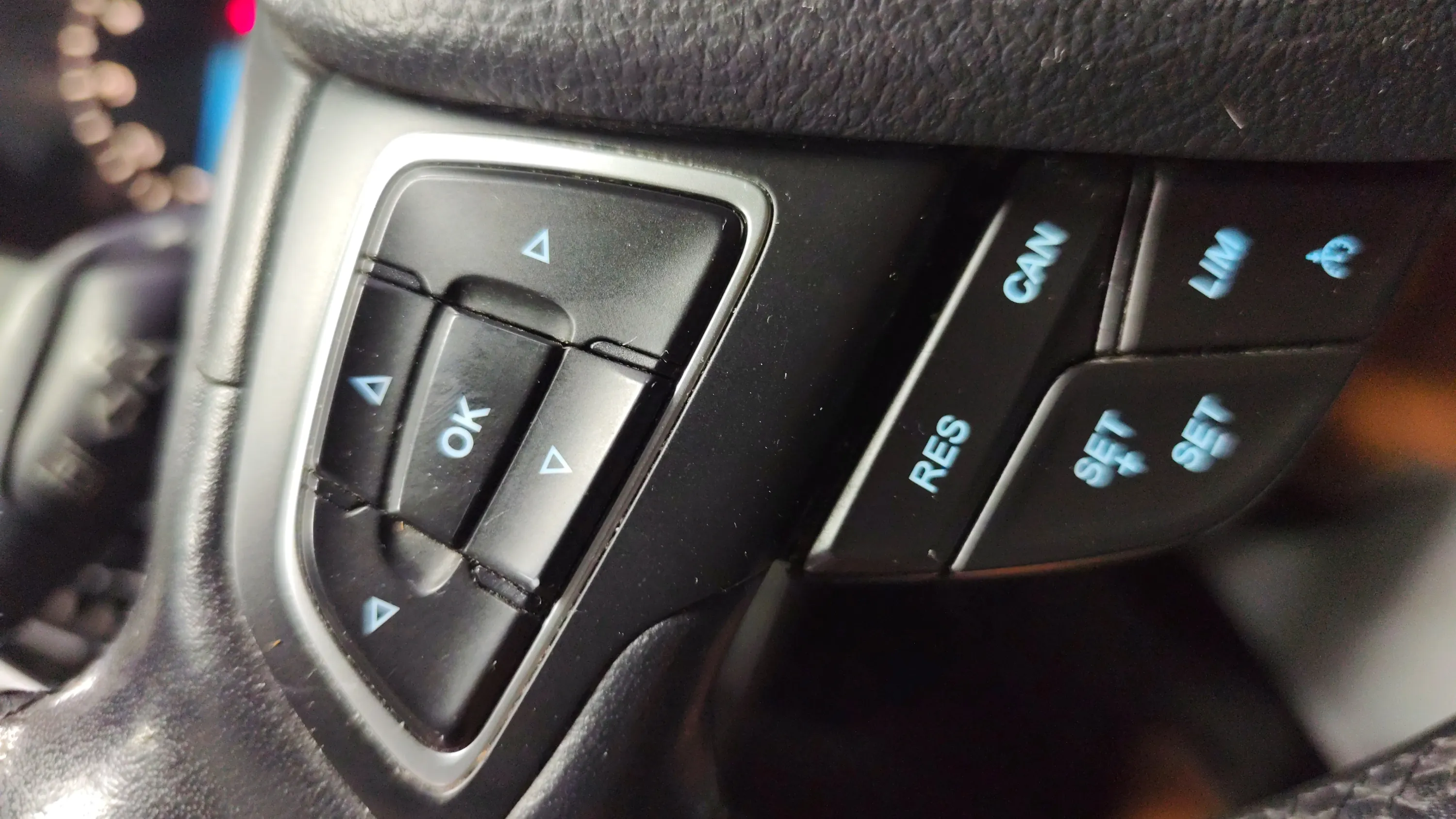 Ford C-Max 1.0 EcoBoost Titanium - foto 18