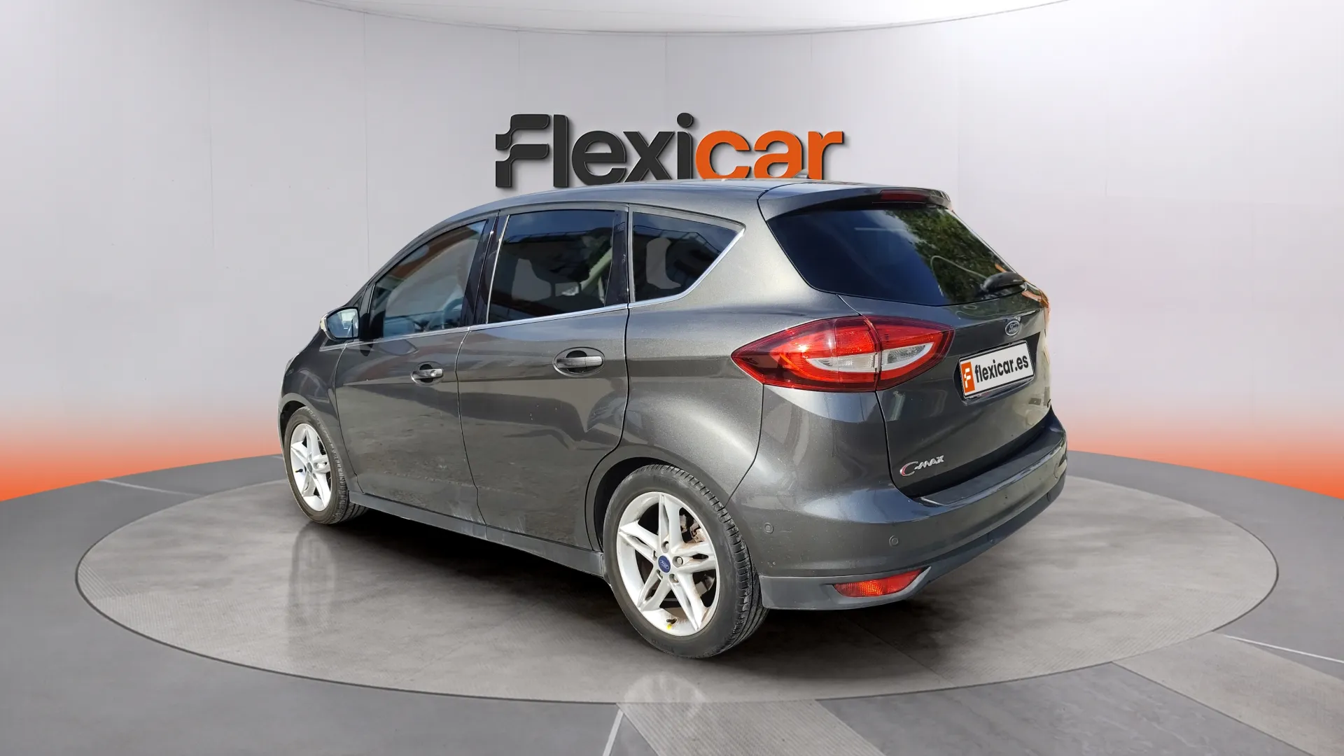 Ford C-Max 1.0 EcoBoost Titanium - foto 8