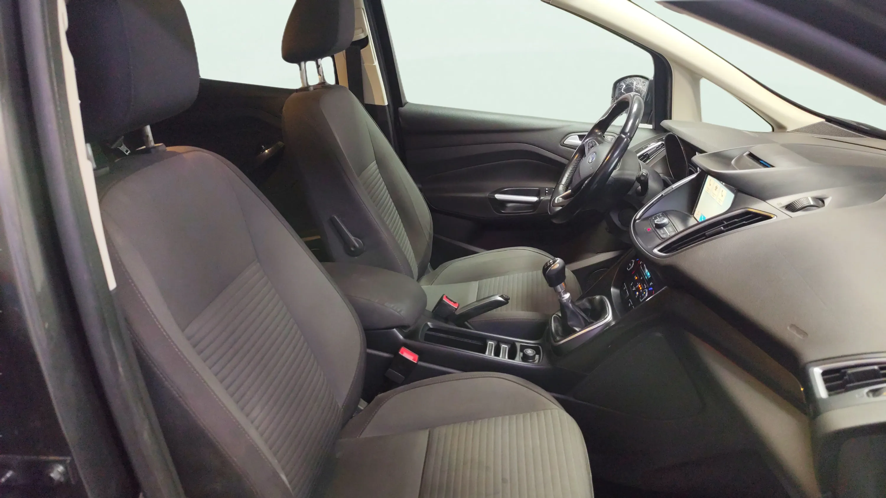 Ford C-Max 1.0 EcoBoost Titanium - foto 23