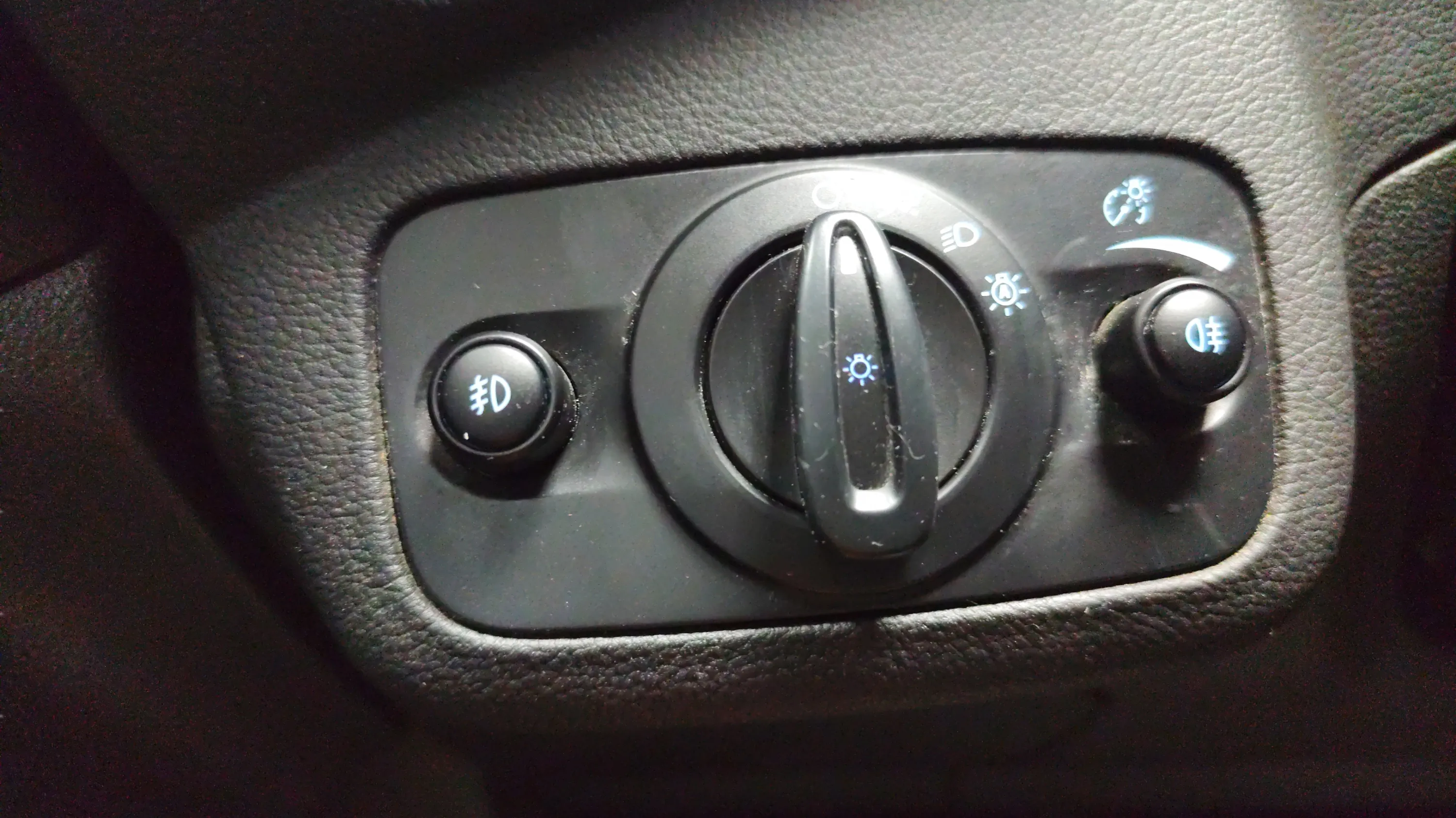 Ford C-Max 1.0 EcoBoost Titanium - foto 21