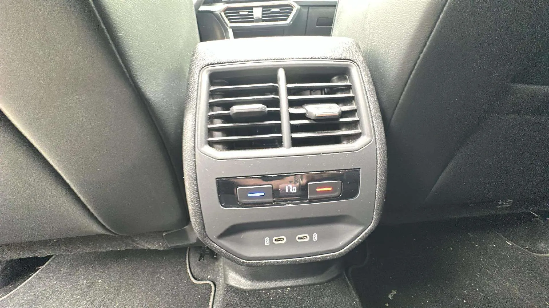 Cupra Formentor 2.0 TSI VZ 4Drive DSG - foto 23
