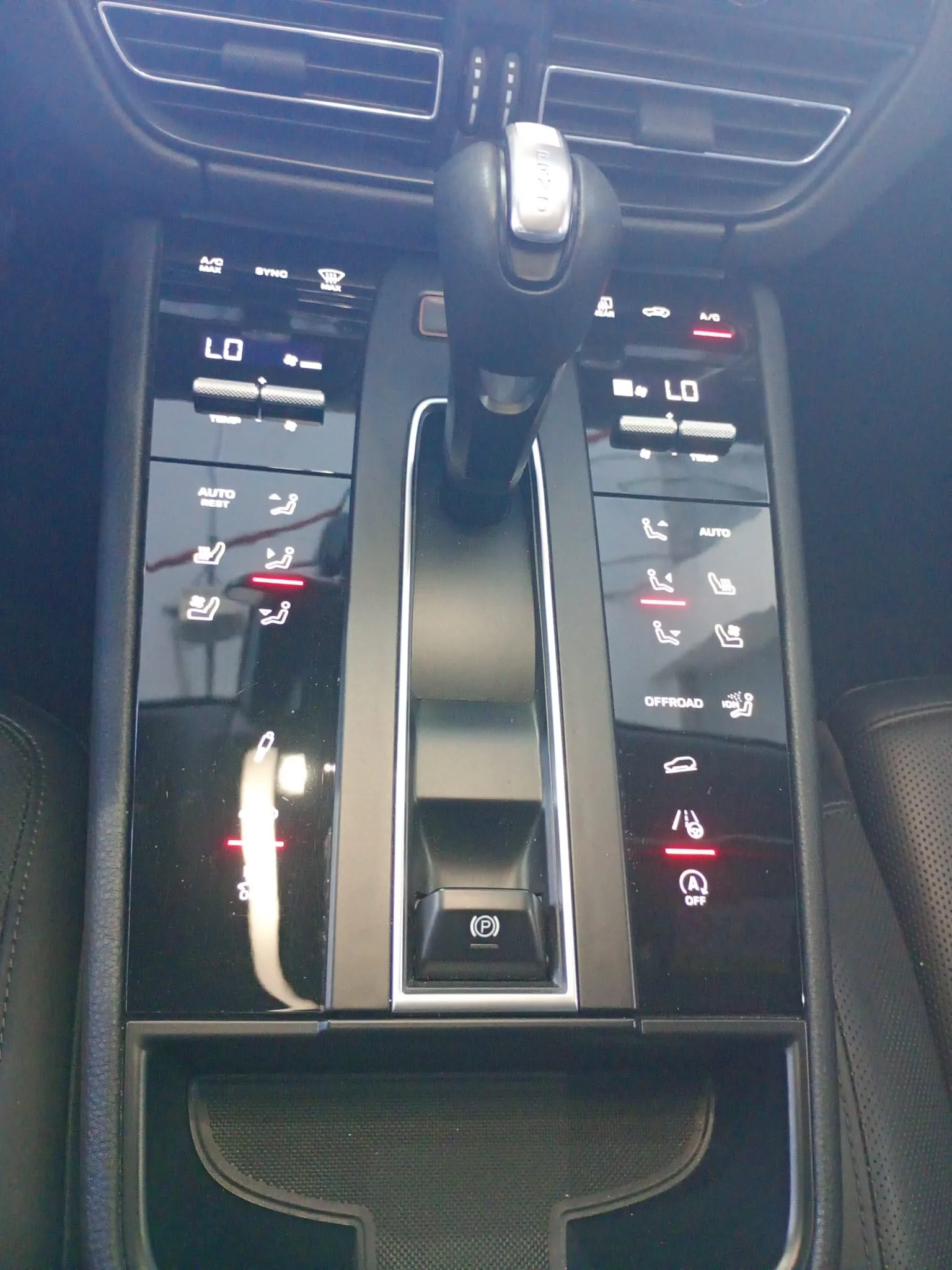 Porsche Macan - foto 14
