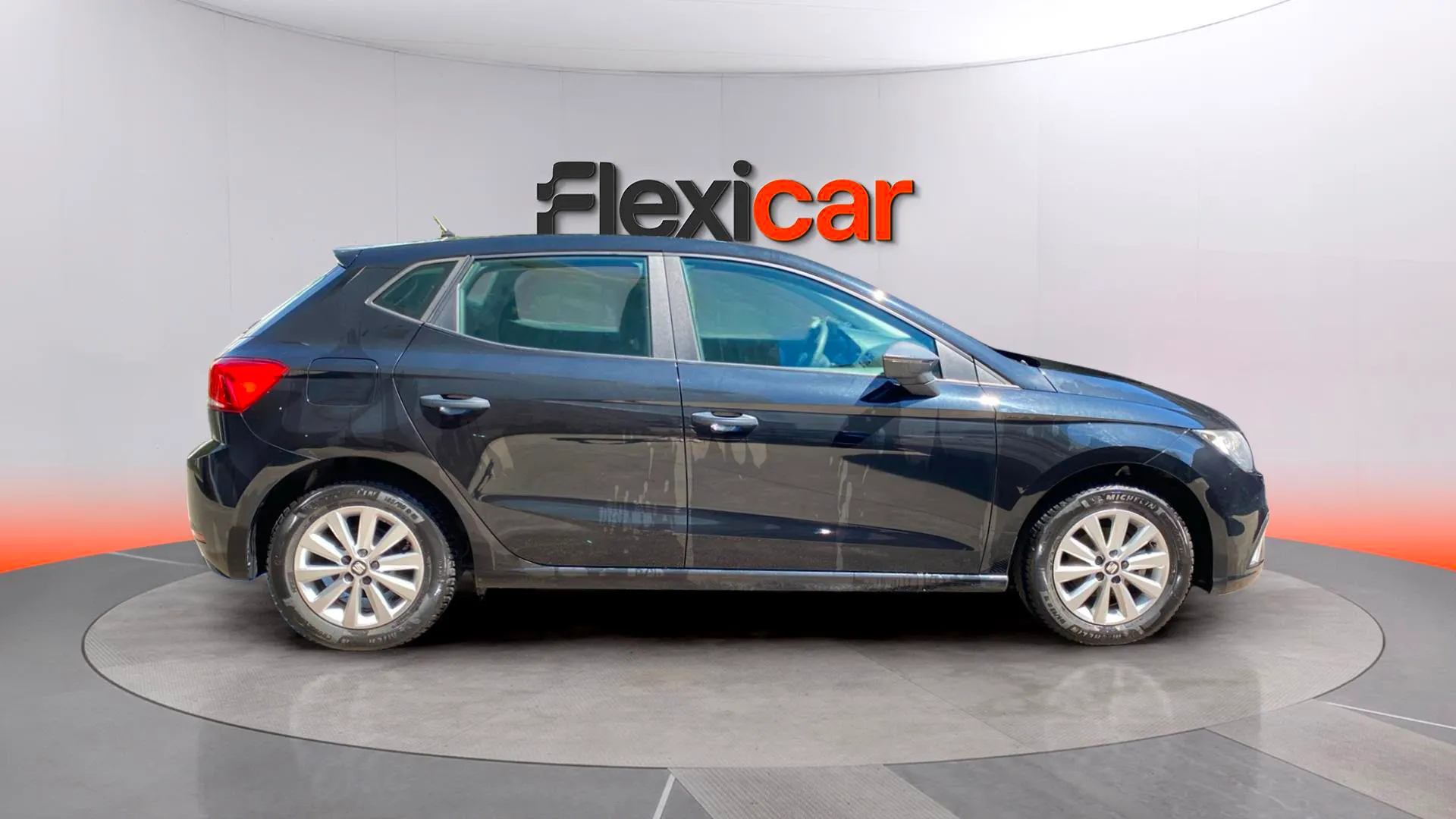 SEAT Ibiza 1.0 Reference - foto 4