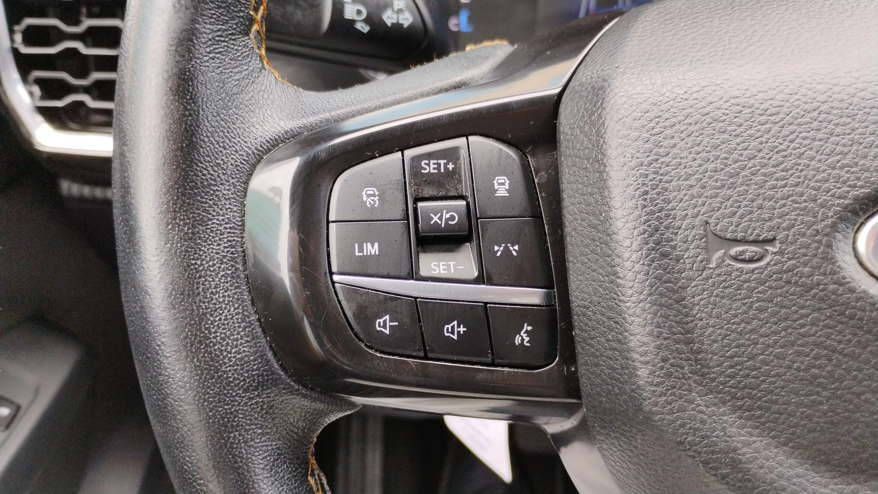 Ford Ranger 2.0 Ecobl e-AWD D Cab Wildtrack - foto 22