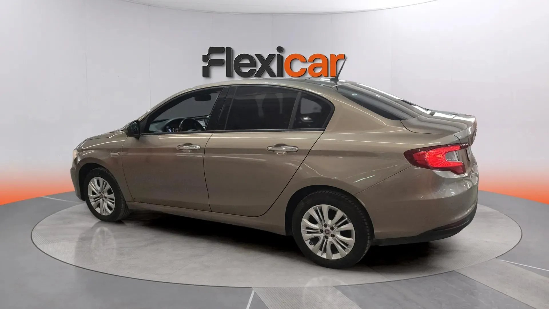 Fiat Tipo 1.3 Lounge diesel Mjet - foto 5