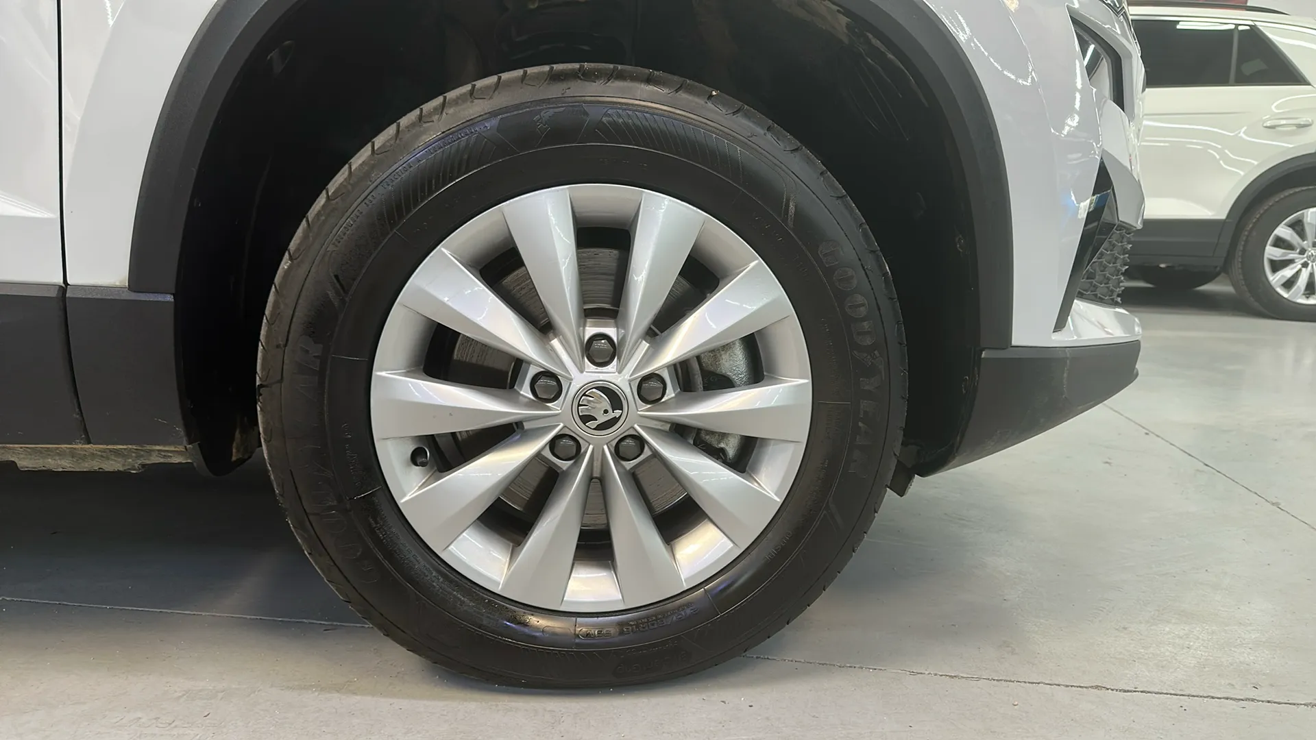 Škoda Karoq 2.0 TDI DSG 4x4 Ambition - foto 13