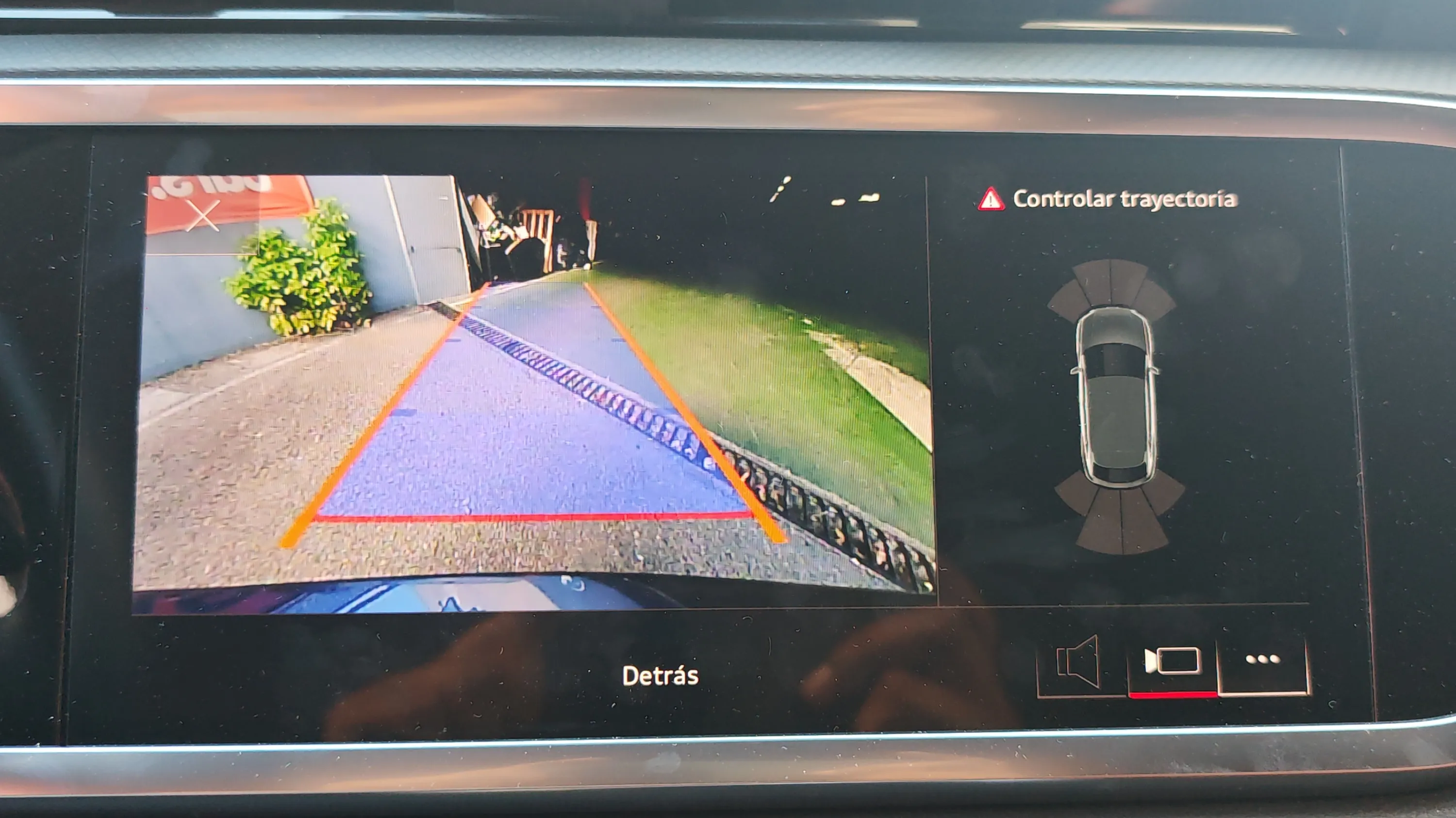 Audi Q3 40 TDI S tronic quattro Advanced - foto 19