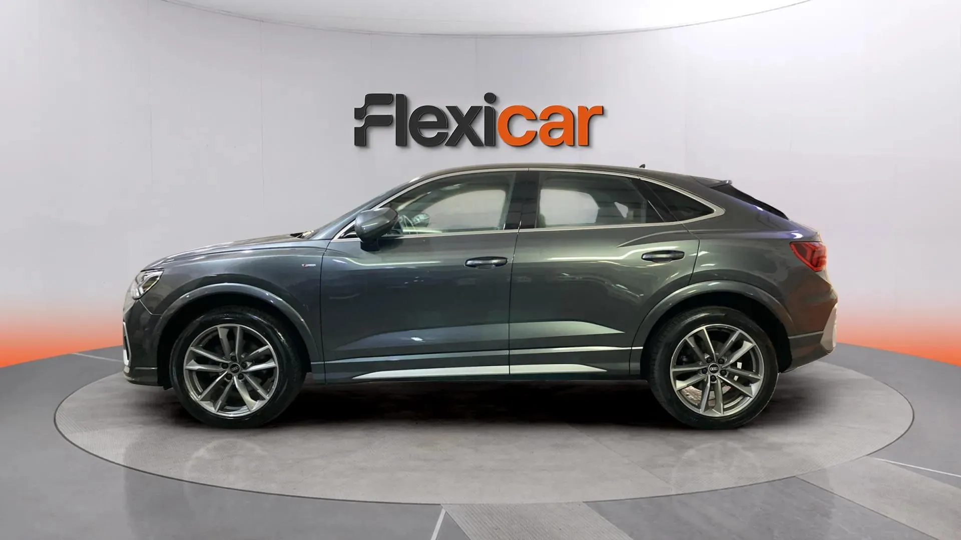 Audi Q3 S line 35 TDI S tronic - foto 3