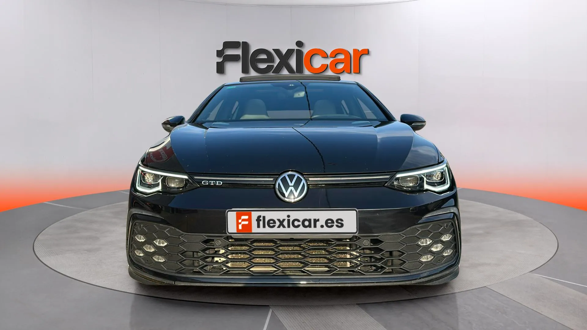 Volkswagen Golf GTD 1968 cm³ - foto 2