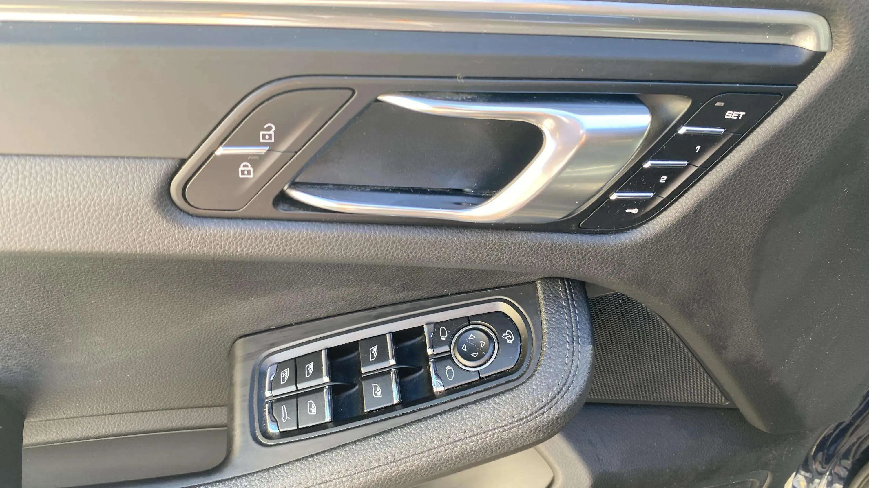 Porsche Macan - foto 16