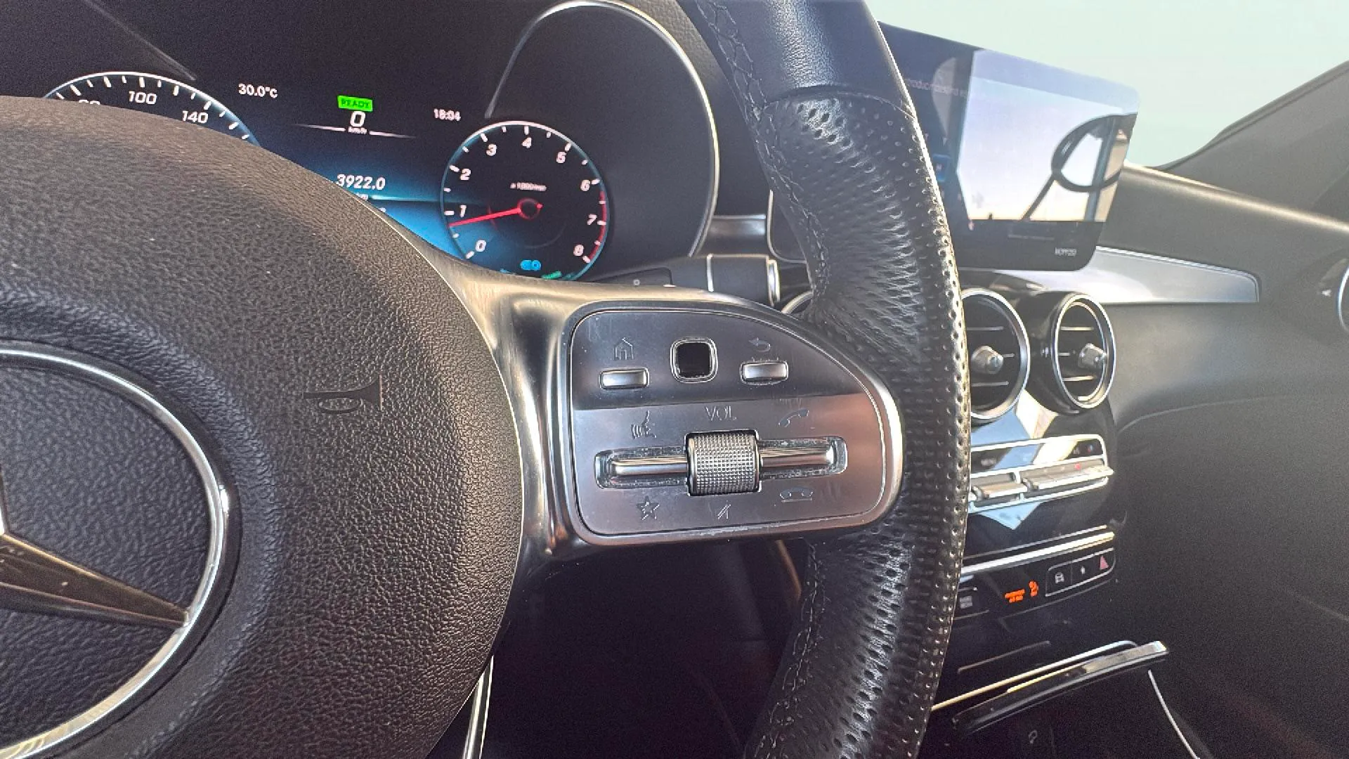 Mercedes-Benz GLC 200 4MATIC - foto 13