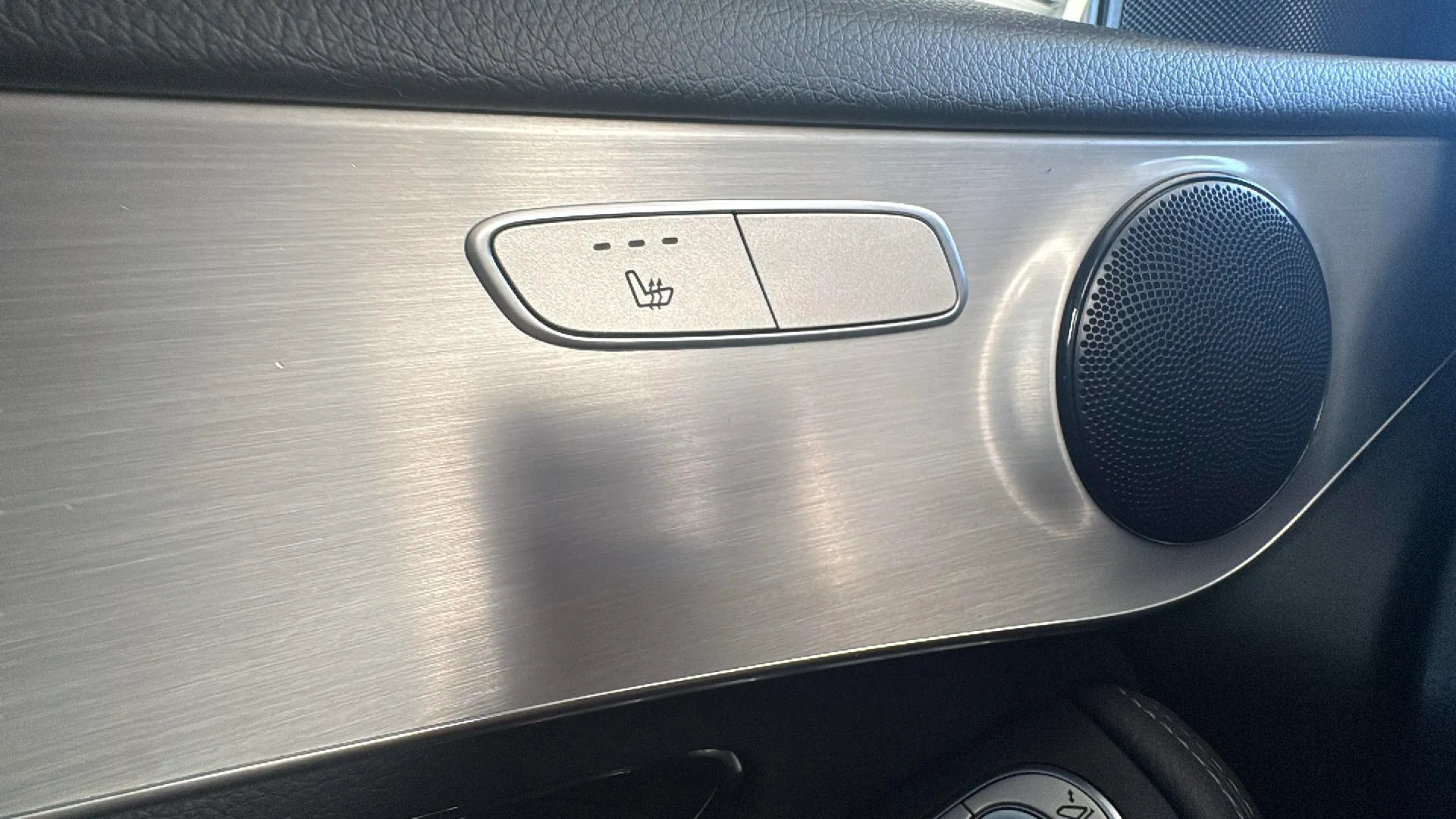 Mercedes-Benz GLC 200 4MATIC - foto 18
