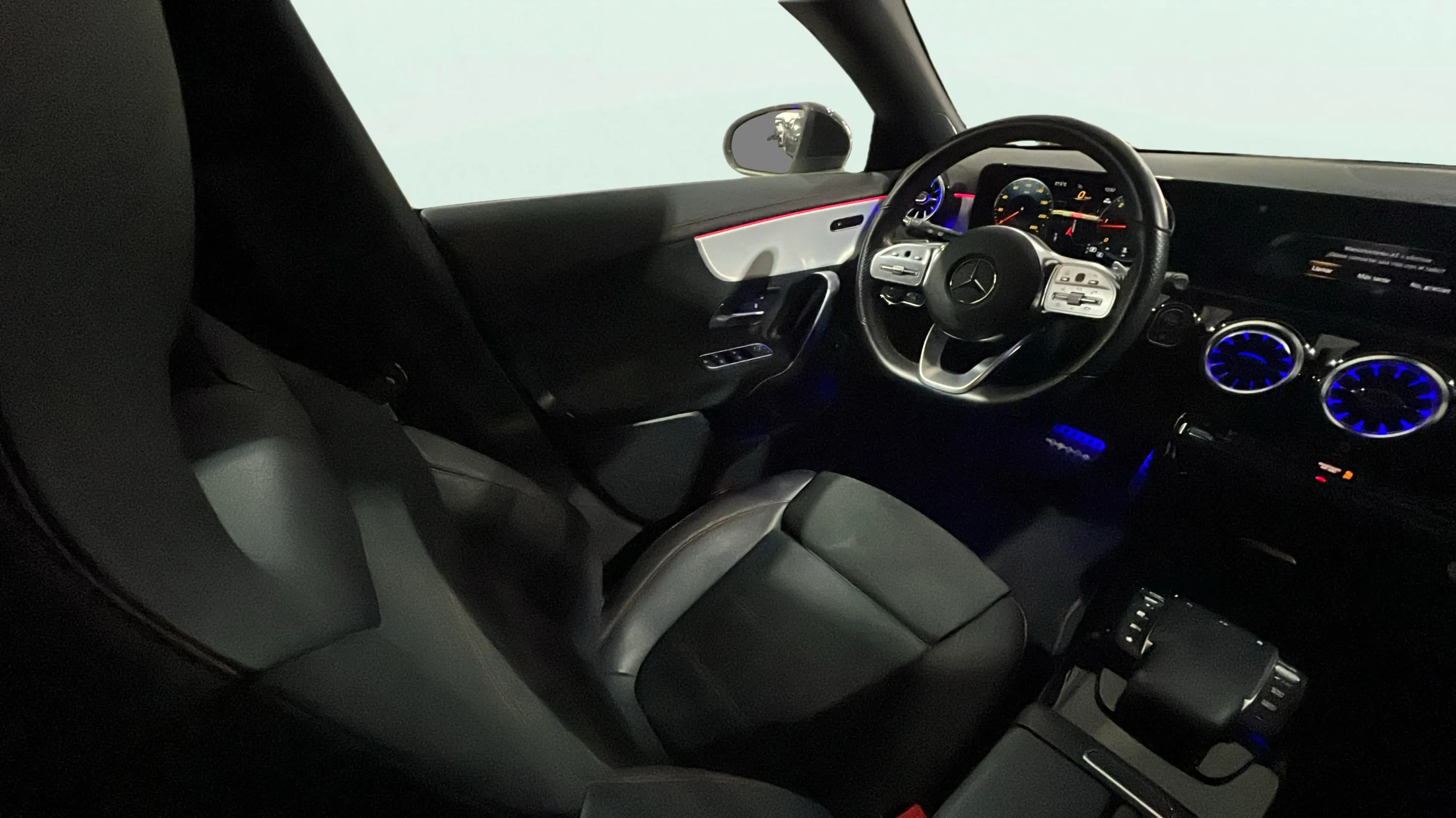 Mercedes-Benz CLA 200 D DCT Shooting Brake - foto 10