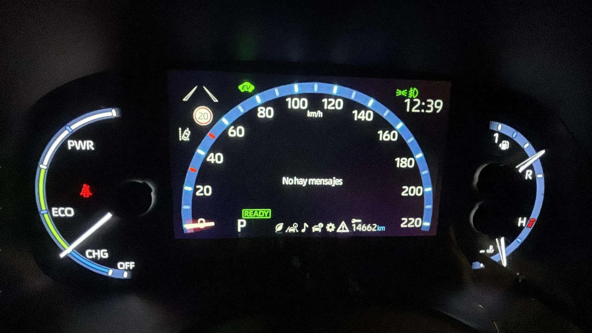 Toyota Yaris Cross 1.5 120H Active Tech - foto 12