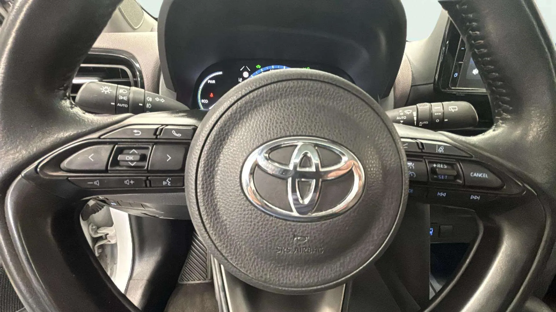 Toyota Yaris Cross 1.5 120H Active Tech - foto 22