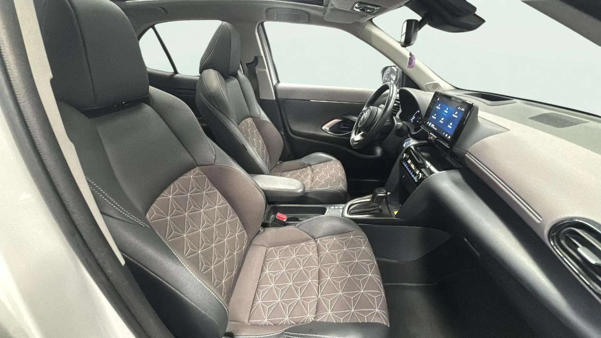 Toyota Yaris Cross 1.5 120H Active Tech - foto 16
