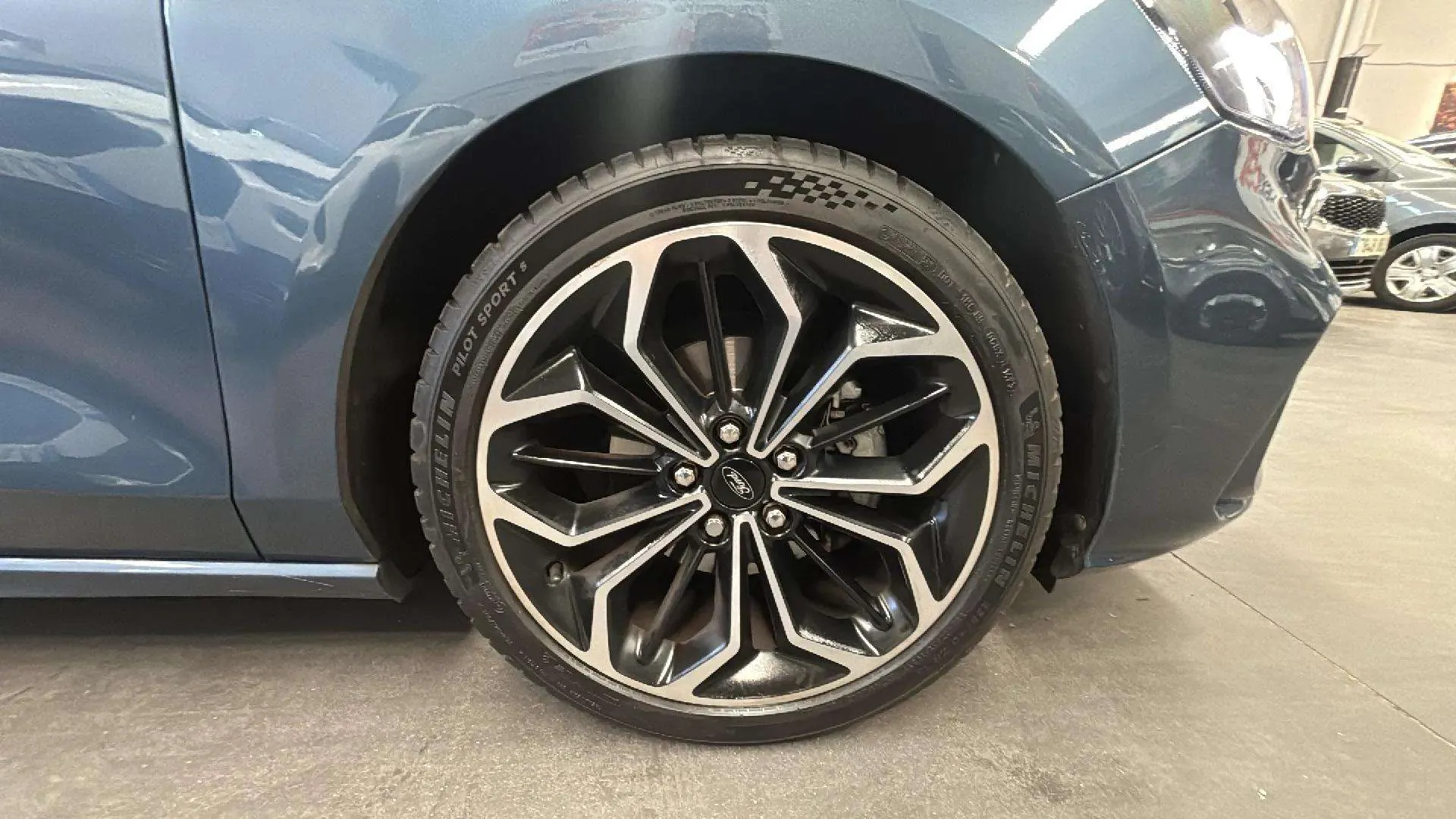 Ford Focus 1.0 EcoBoost ST-Line - foto 10