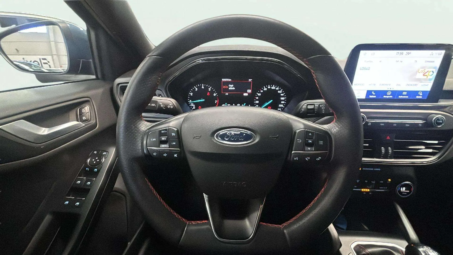 Ford Focus 1.0 EcoBoost ST-Line - foto 14