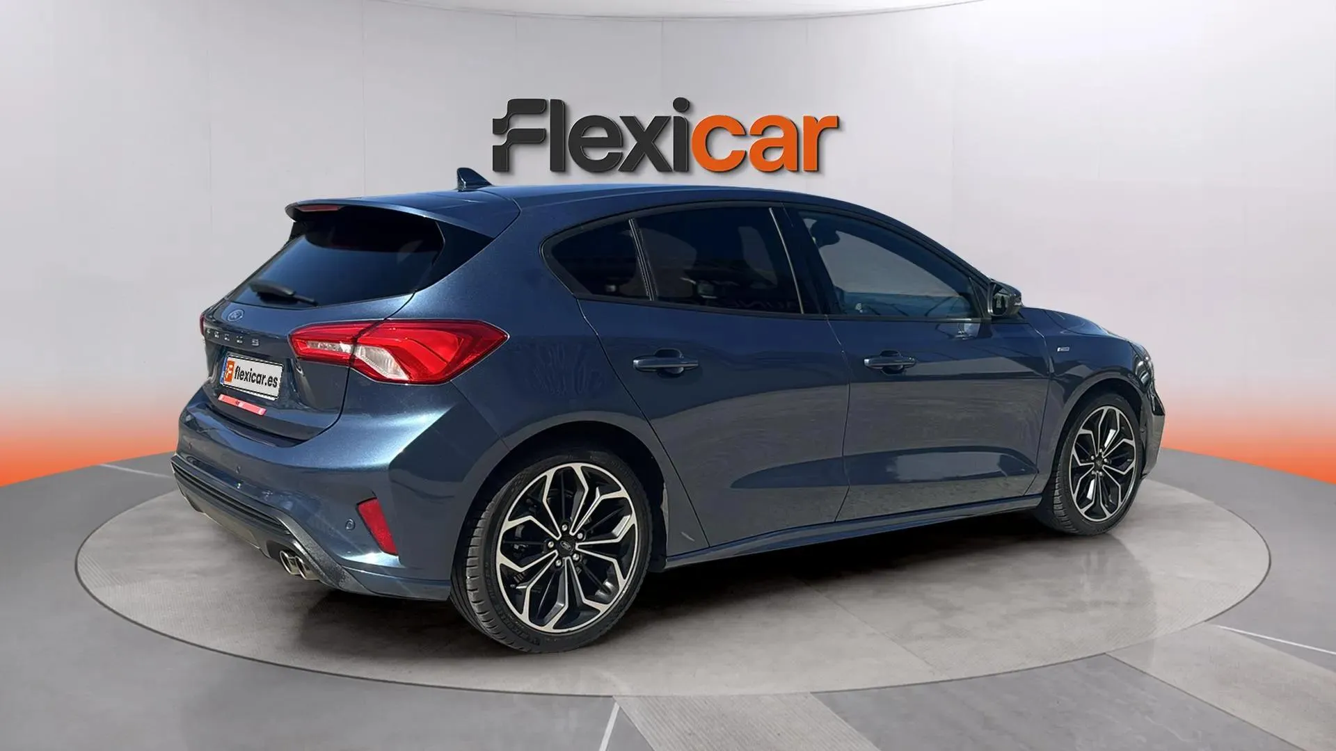 Ford Focus 1.0 EcoBoost ST-Line - foto 7