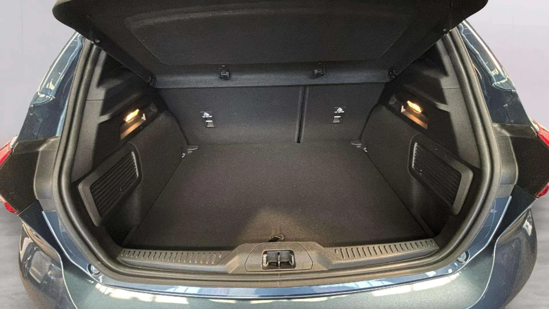 Ford Focus 1.0 EcoBoost ST-Line - foto 9
