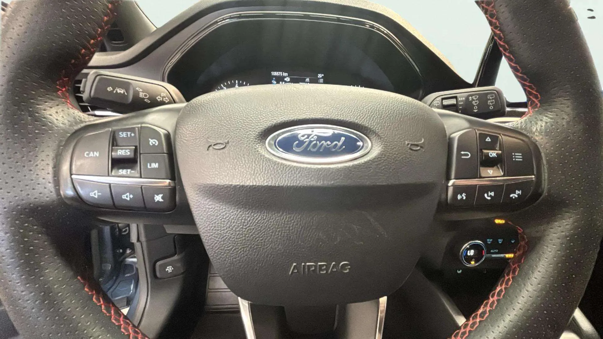 Ford Focus 1.0 EcoBoost ST-Line - foto 20
