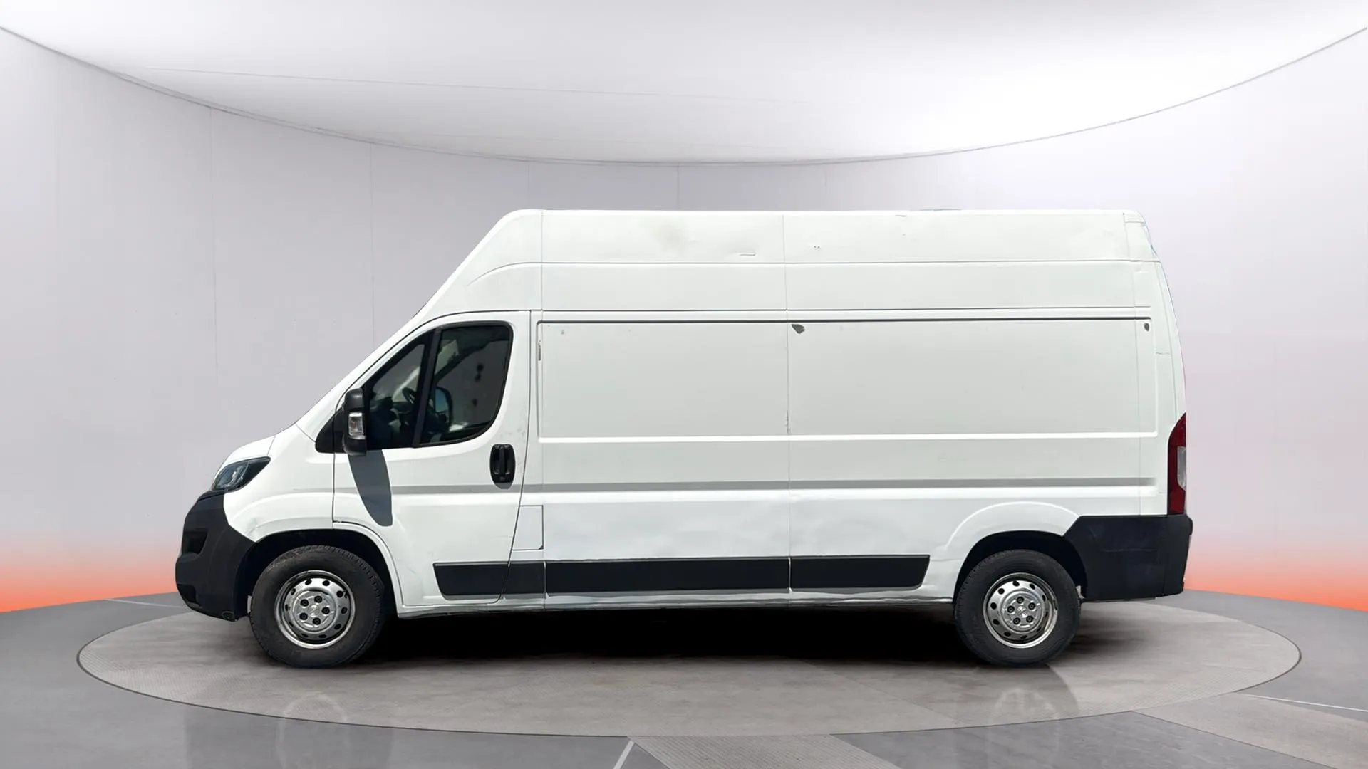 Peugeot Boxer 2.0 - foto 4