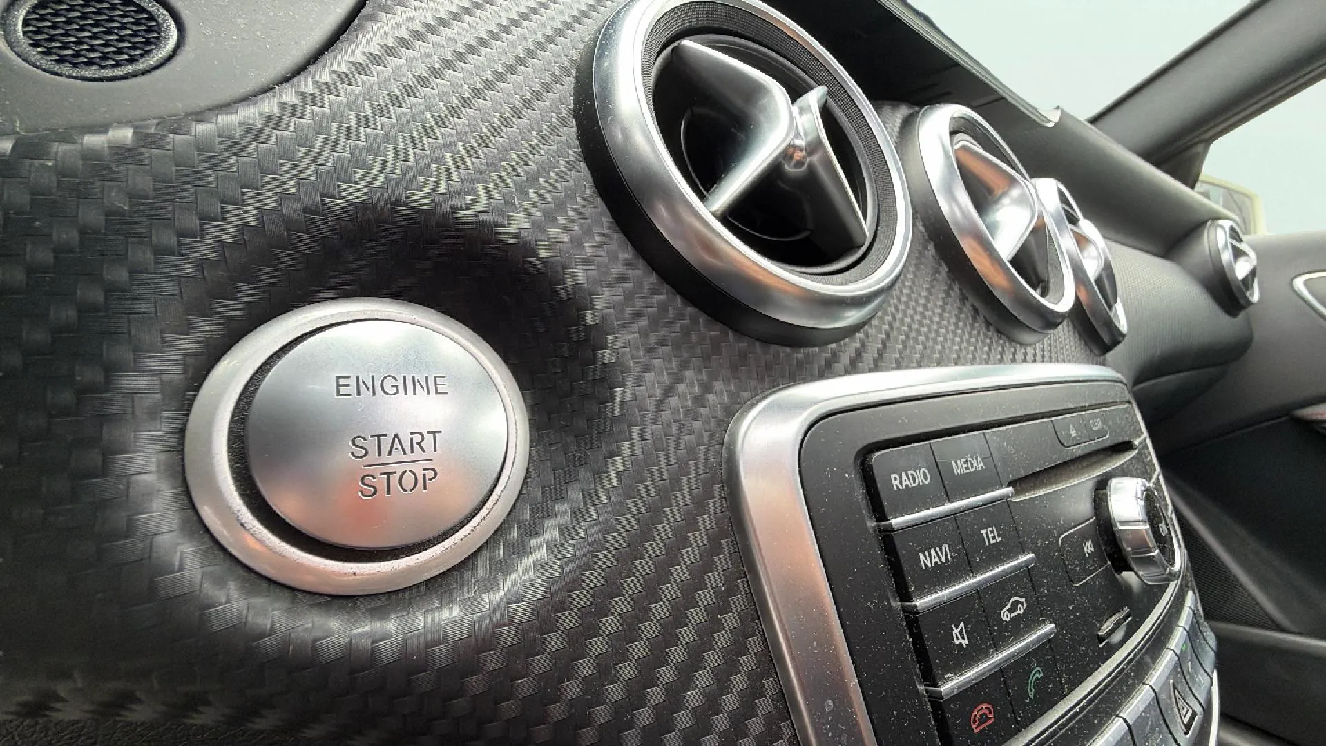Mercedes-Benz Clase A A 200 d AMG Line - foto 31